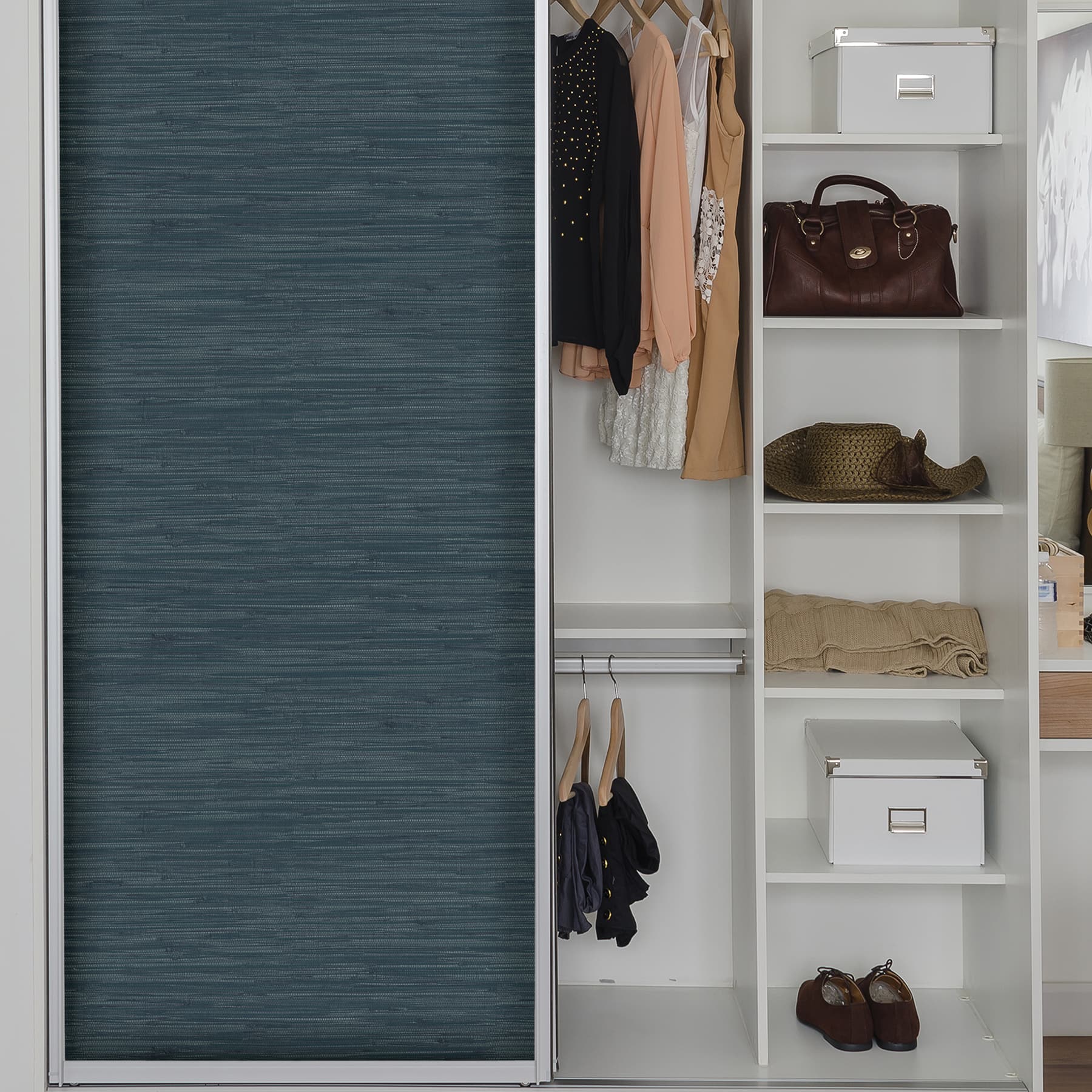 NuWallpaper Navy Grassweave Peel & Stick Wallpaper