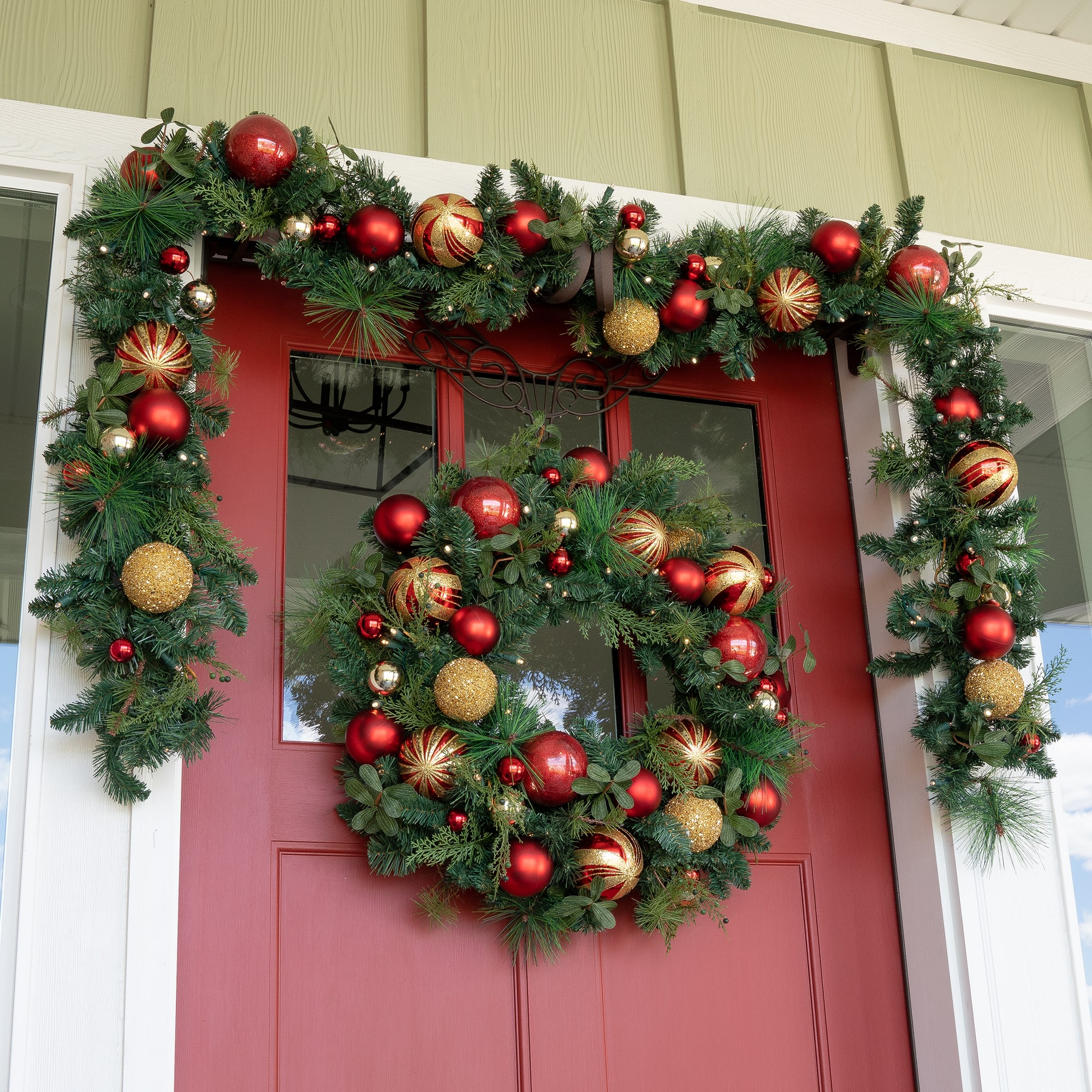 Village Lighting 30" Pre-Lit Christmas Classic Wreath, Clear LED Lights