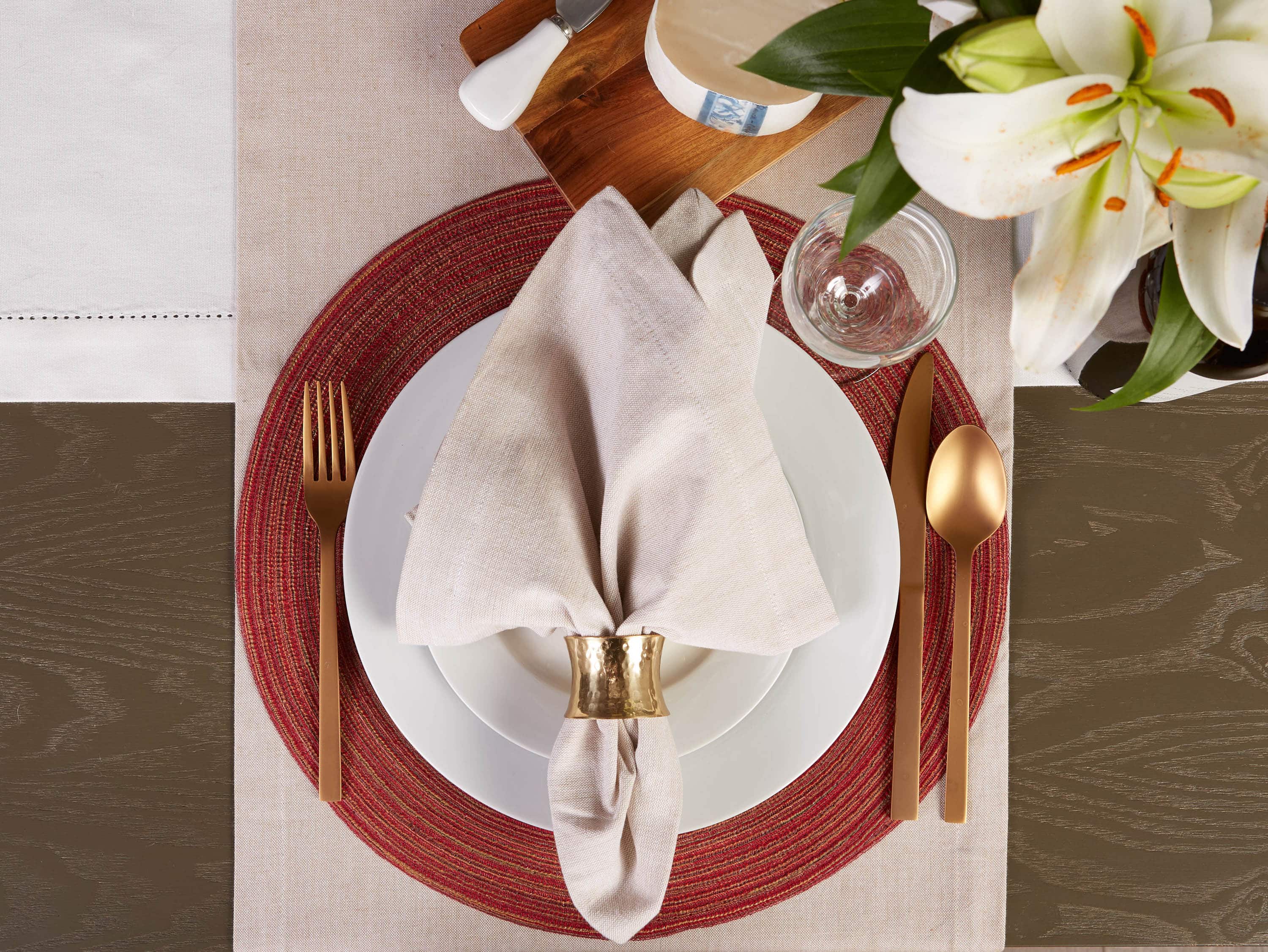 DII® Round Variegated Braided Polypropylene Placemats