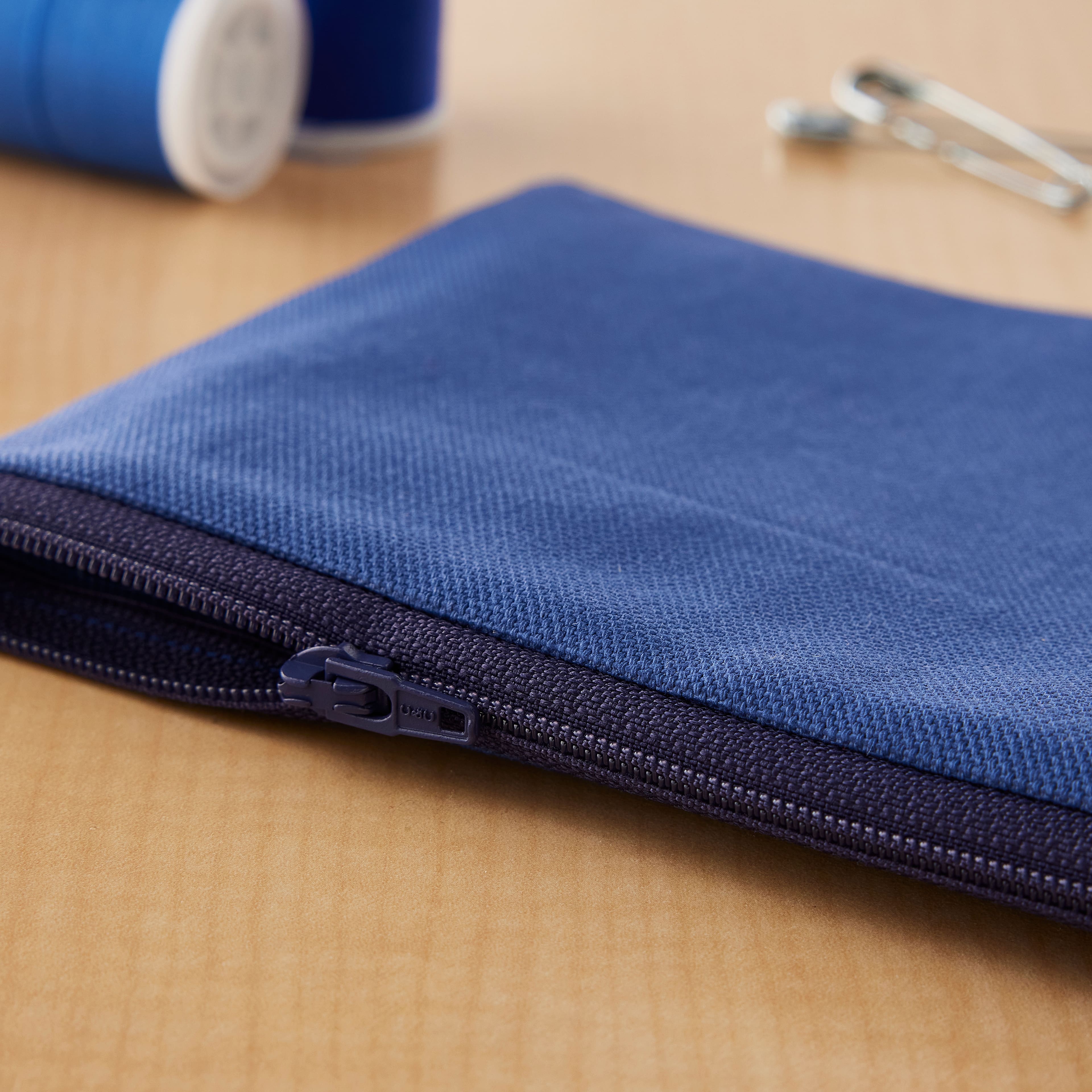 12 Pack: Coats & Clark 22" Polyester All Purpose Zipper