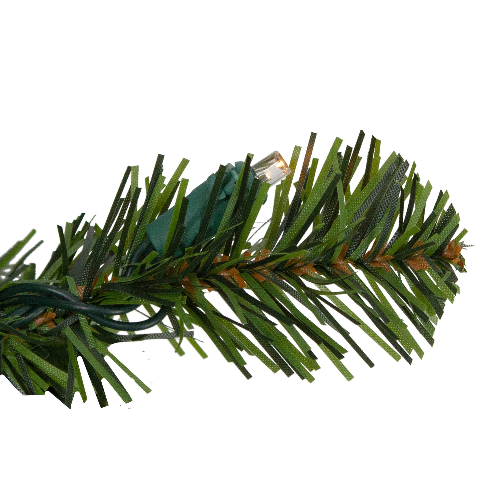 24" LED Canadian Pine Artificial Christmas Wreath