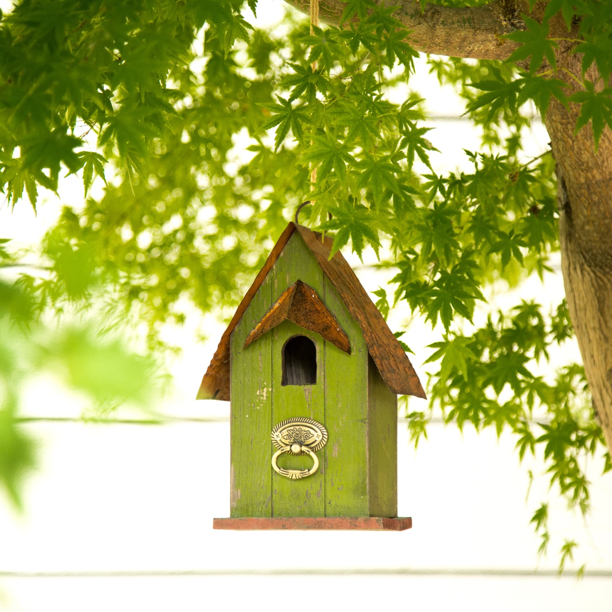 Glitzhome&#xAE; Rustic Garden Distressed Wooden Birdhouse