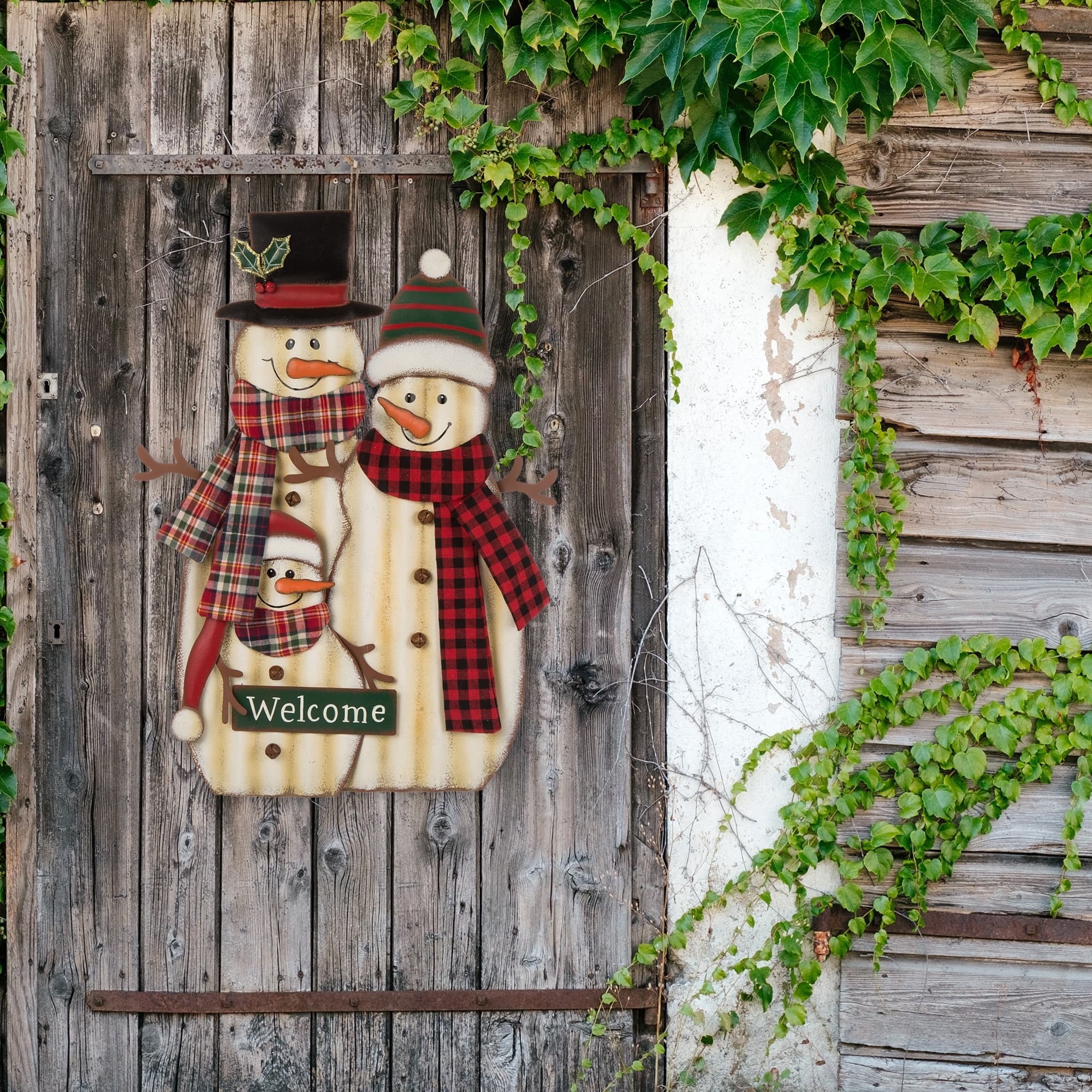 Glitzhome&#xAE; 30&#x22; Metal Christmas Snowman Family Yard Stake