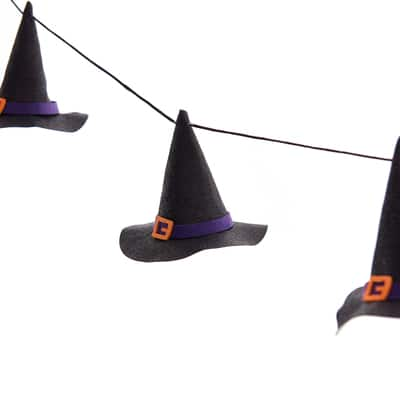 Set of 2 Broomstick Blvd hotsell Halloween Spooky & Scary Witches Hats 6ft Garlands