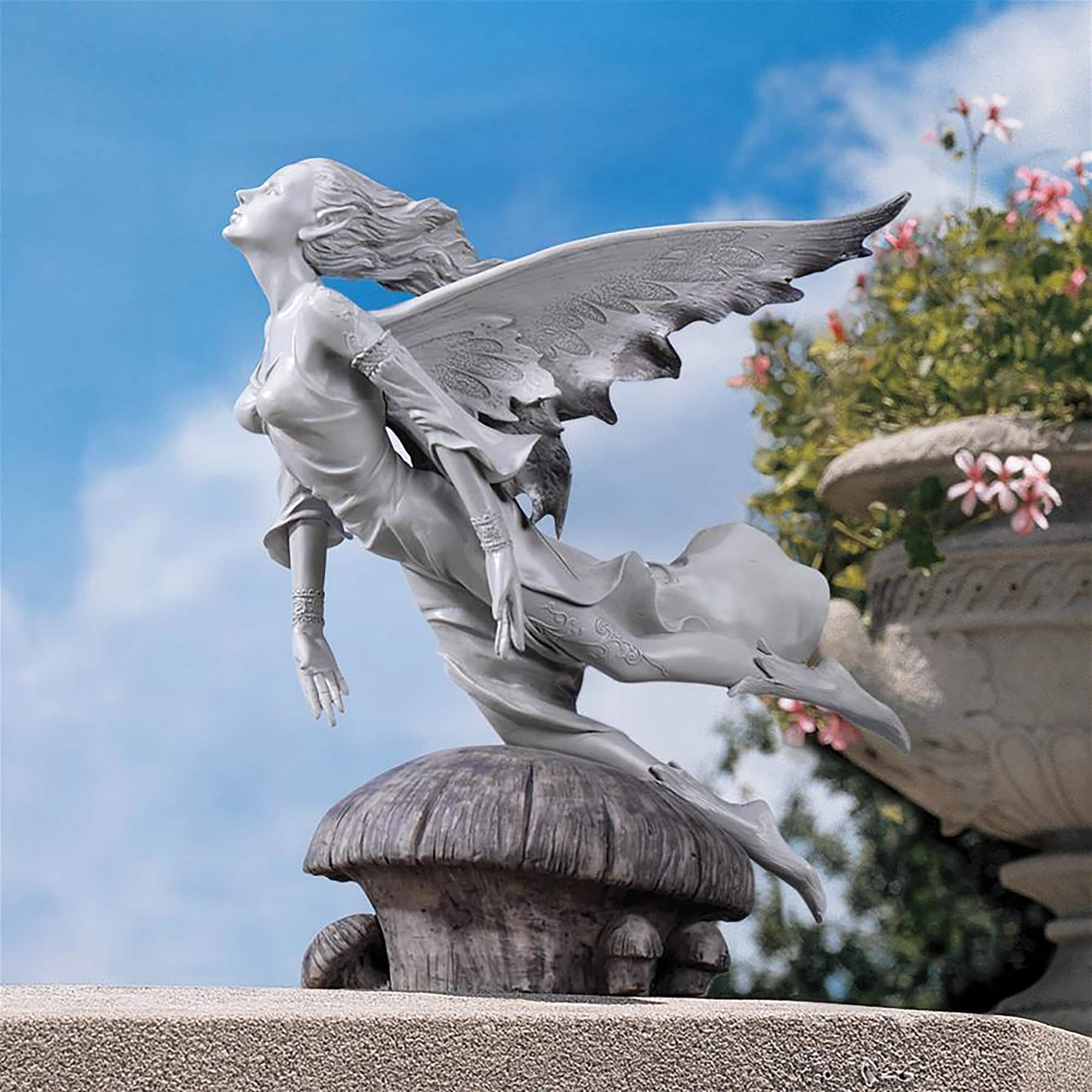 Design Toscano 11&#x22; Enchanted Flight of the Garden Fairy Statue