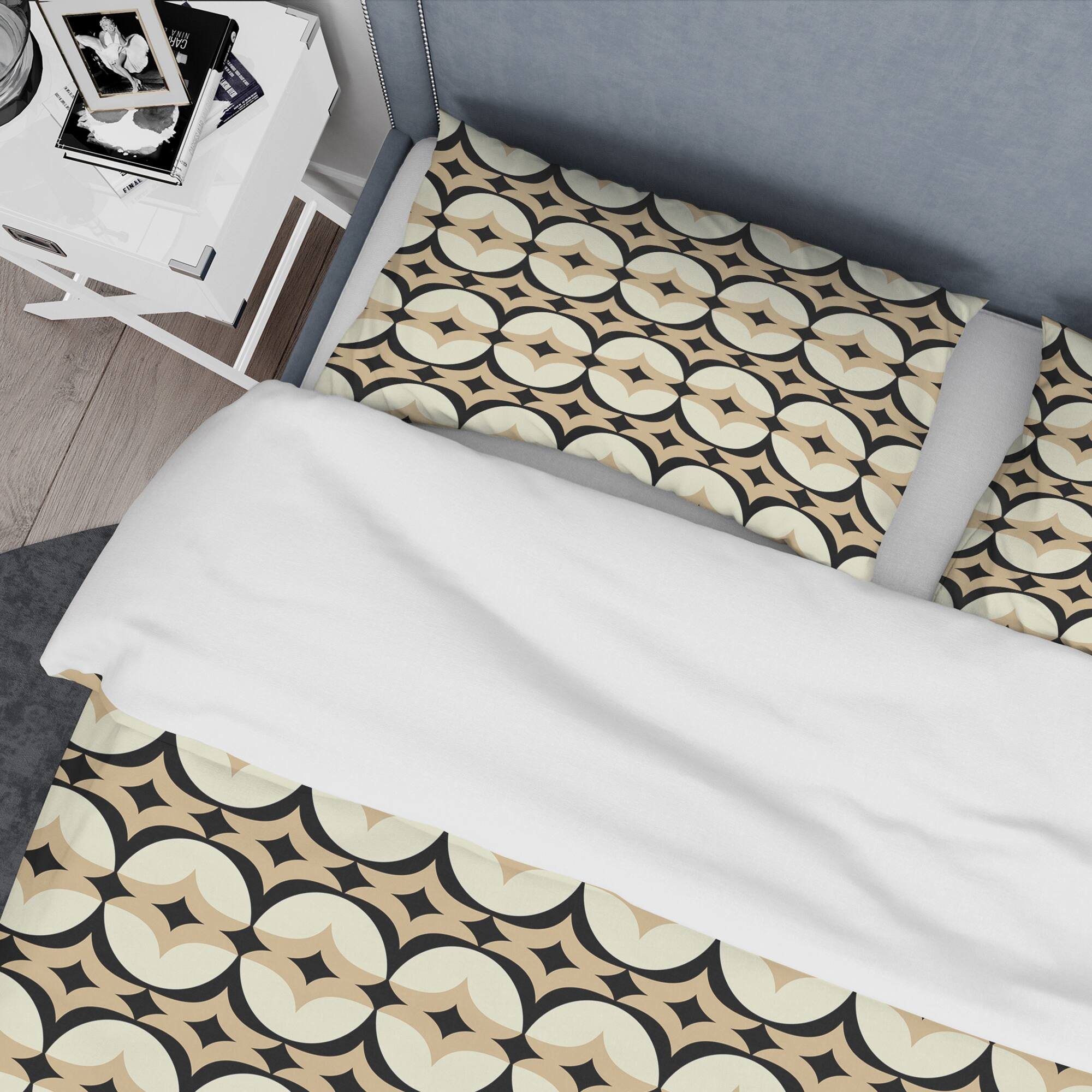 Designart &#x27;Abstract Retro Geometrical Design VII&#x27; Mid-Century Duvet Cover Set