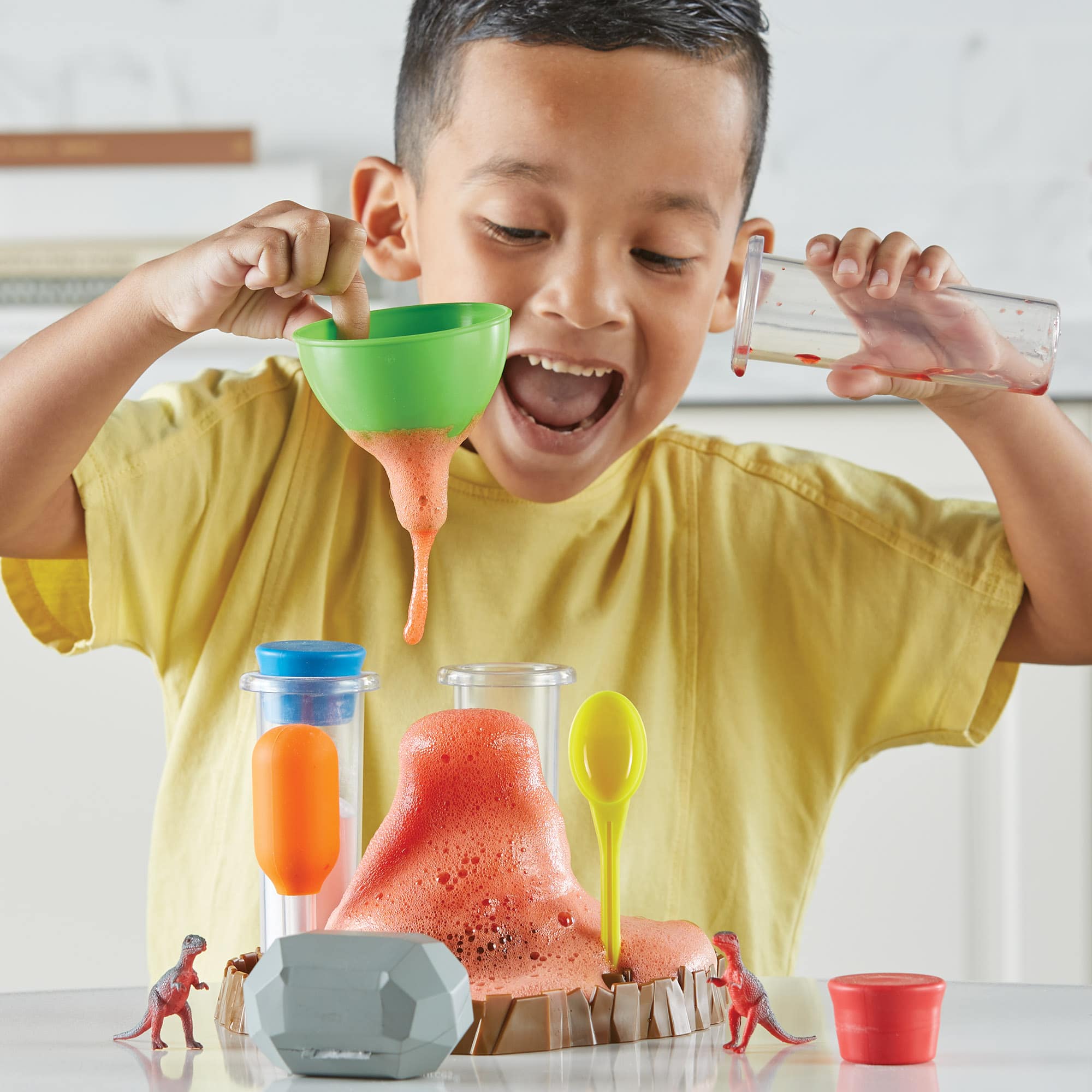 Learning Resources Fizzy Volcano Preschool Science Lab