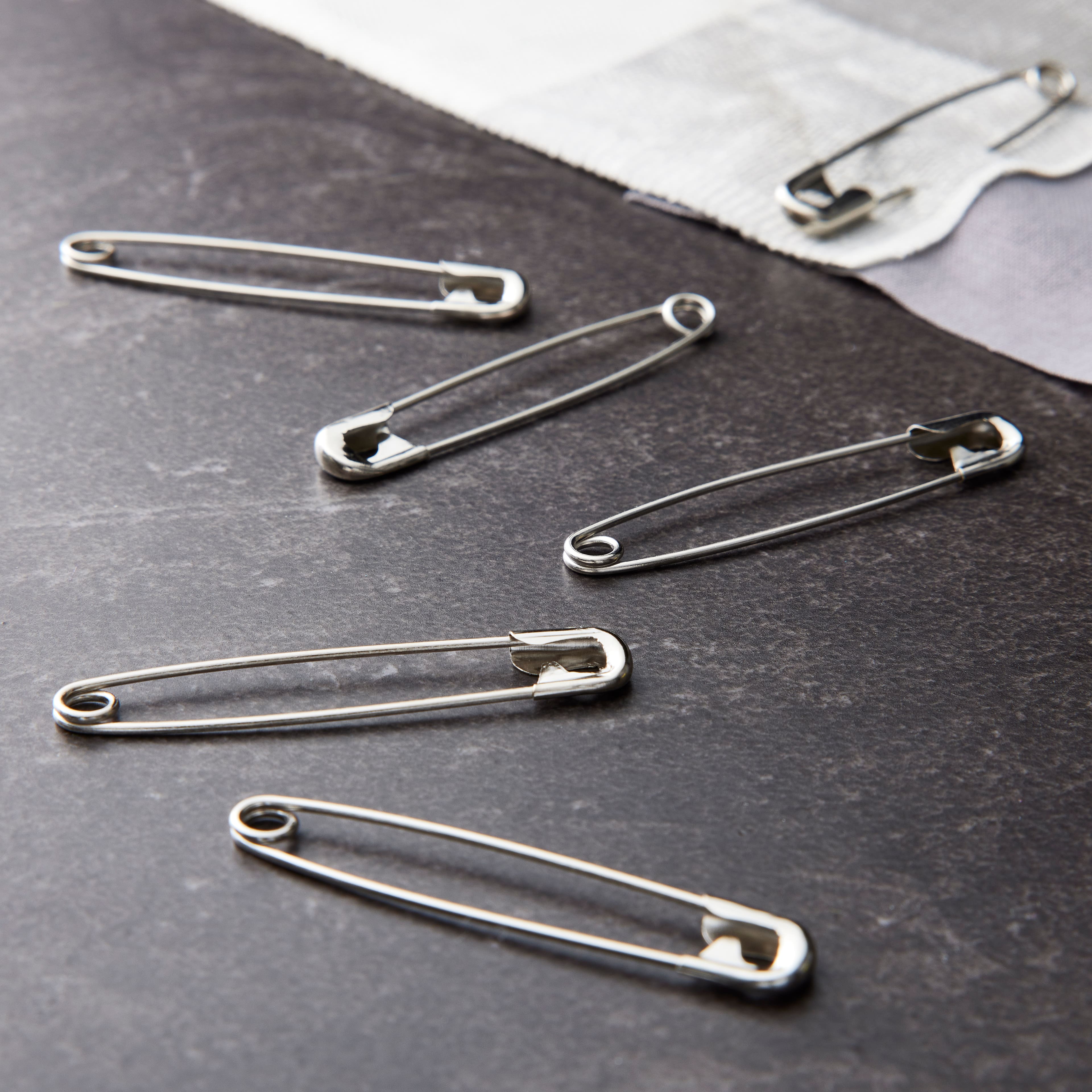 Loops &#x26; Threads&#x2122; Safety Pins, 2&#x22;