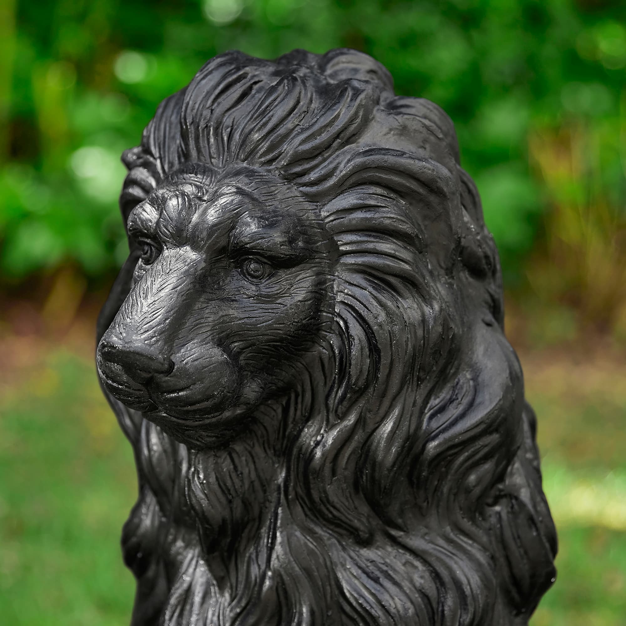 Glitzhome&#xAE; 27.75&#x22; MGO Guardian Sitting Lion Garden Statue