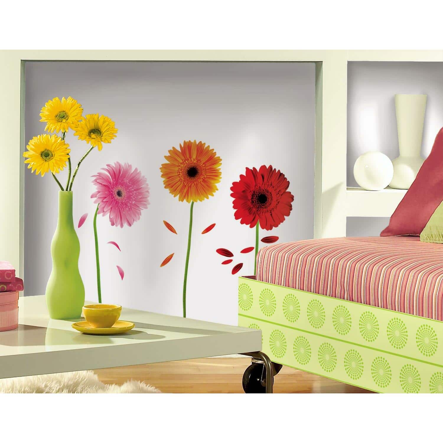RoomMates Small Gerber Daisies Peel & Stick Wall Decals