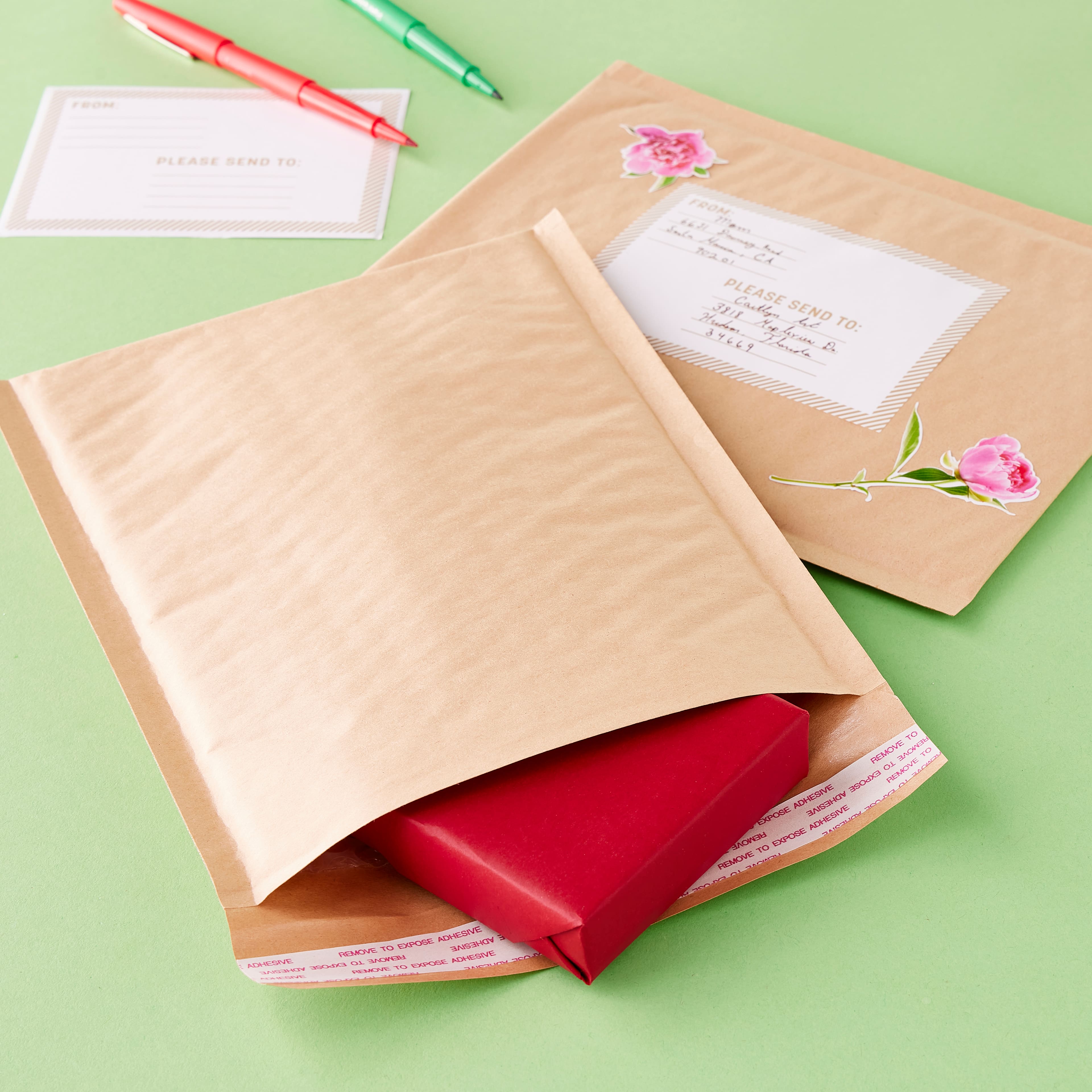 7.7&#x22; x 9.7&#x22; Bubble Mailers by Celebrate It&#x2122;, 5ct.