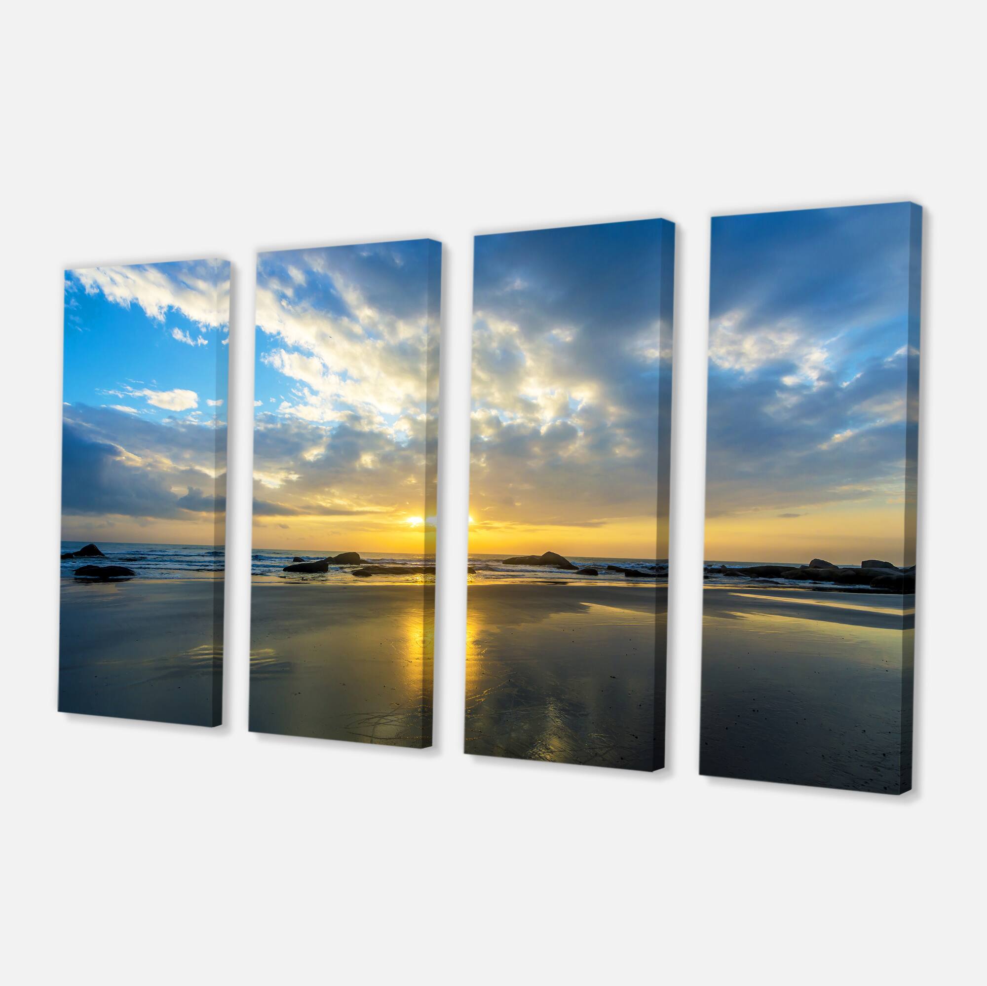 Designart - Beautiful Sunrise and Seashore - Large Seashore Canvas Wall Art
