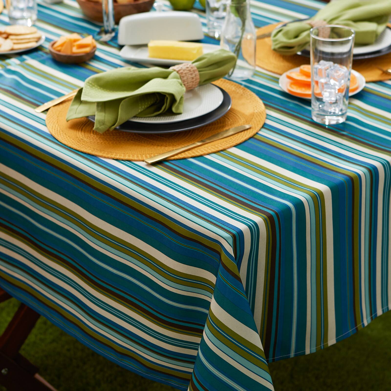 Beachy Stripe Print Outdoor Tablecloth, 60" Round