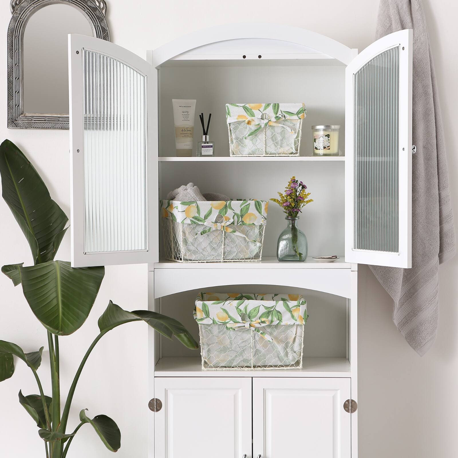 DII® Antique White Chicken Wire Baskets with Lemon Print Liners Set