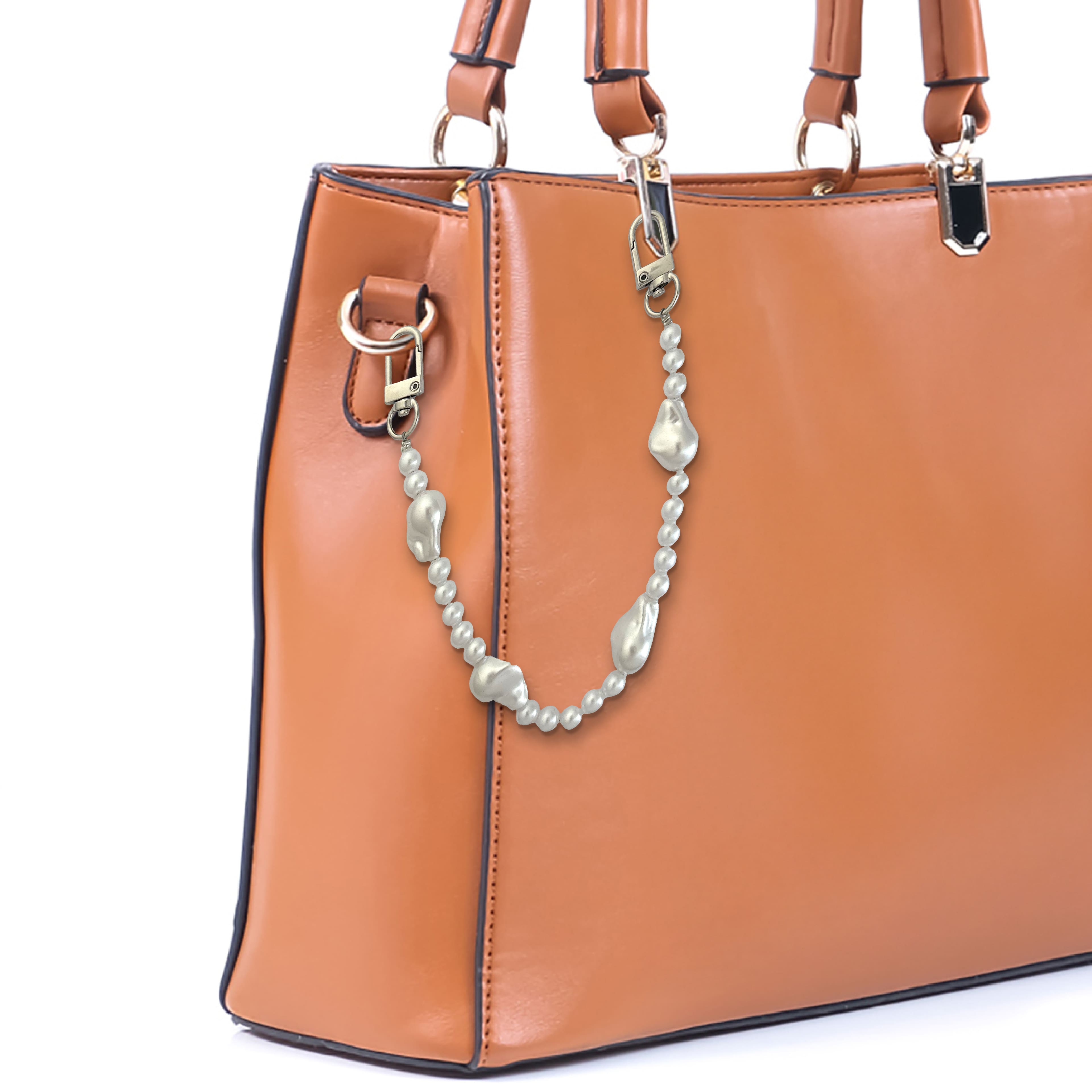 Blue Moon Studio&#x2122; White Pearl Chain Bag Charm