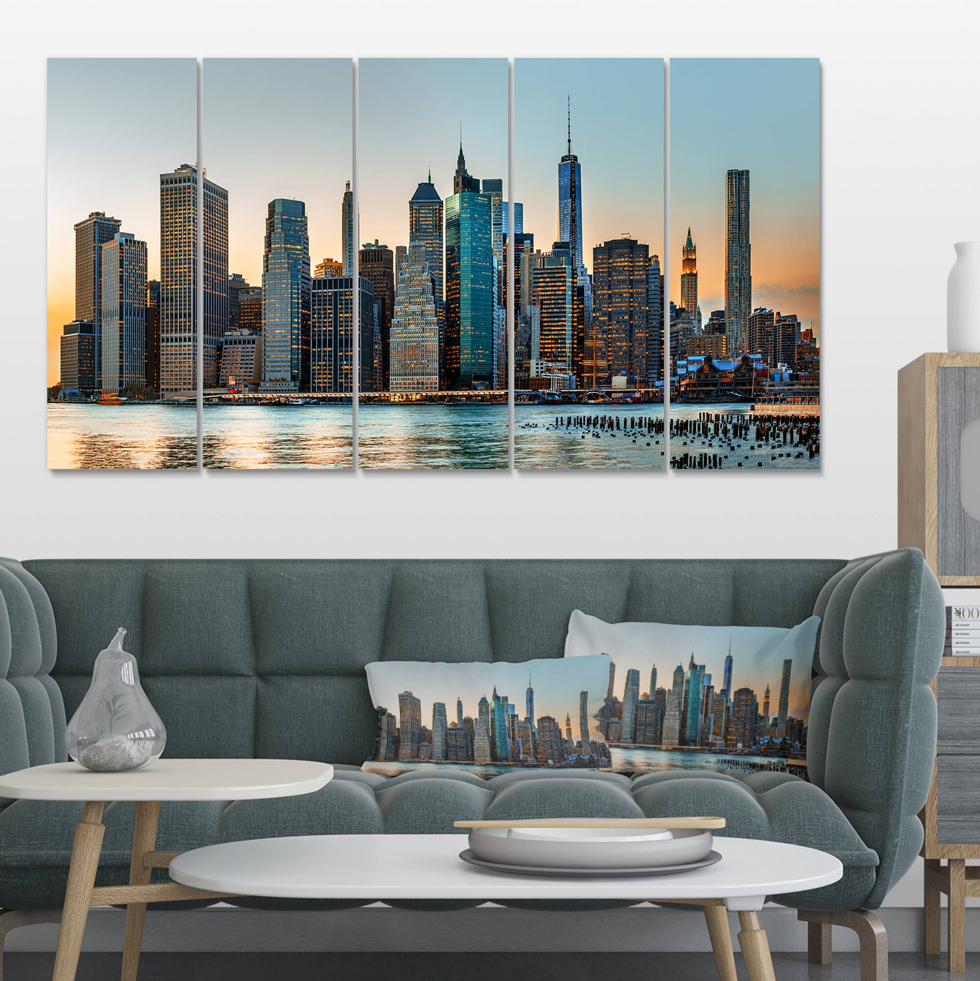 Designart - New York City Skyline - Photography Canvas Art Print