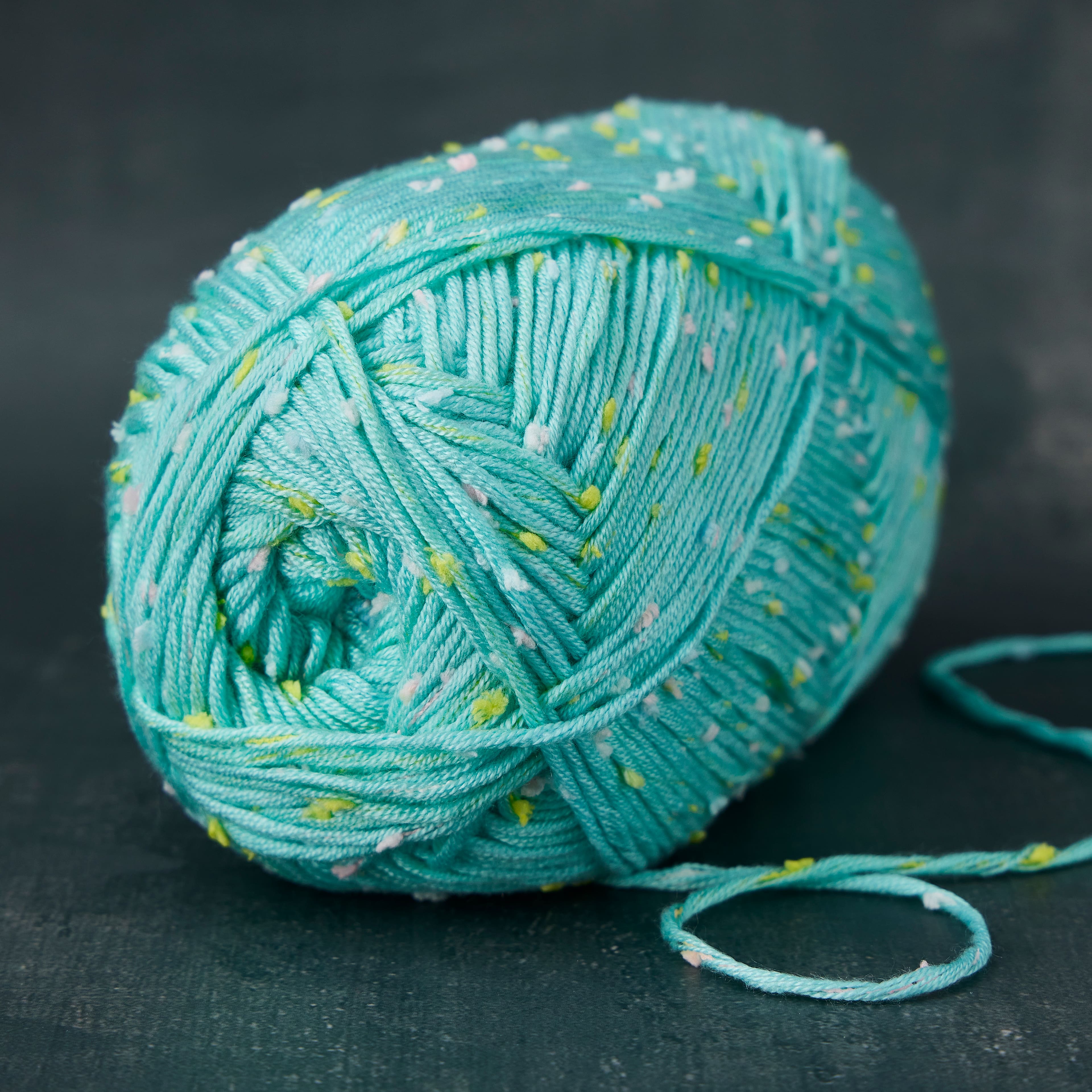 18 Pack: Flecks™ Yarn by Loops & Threads®