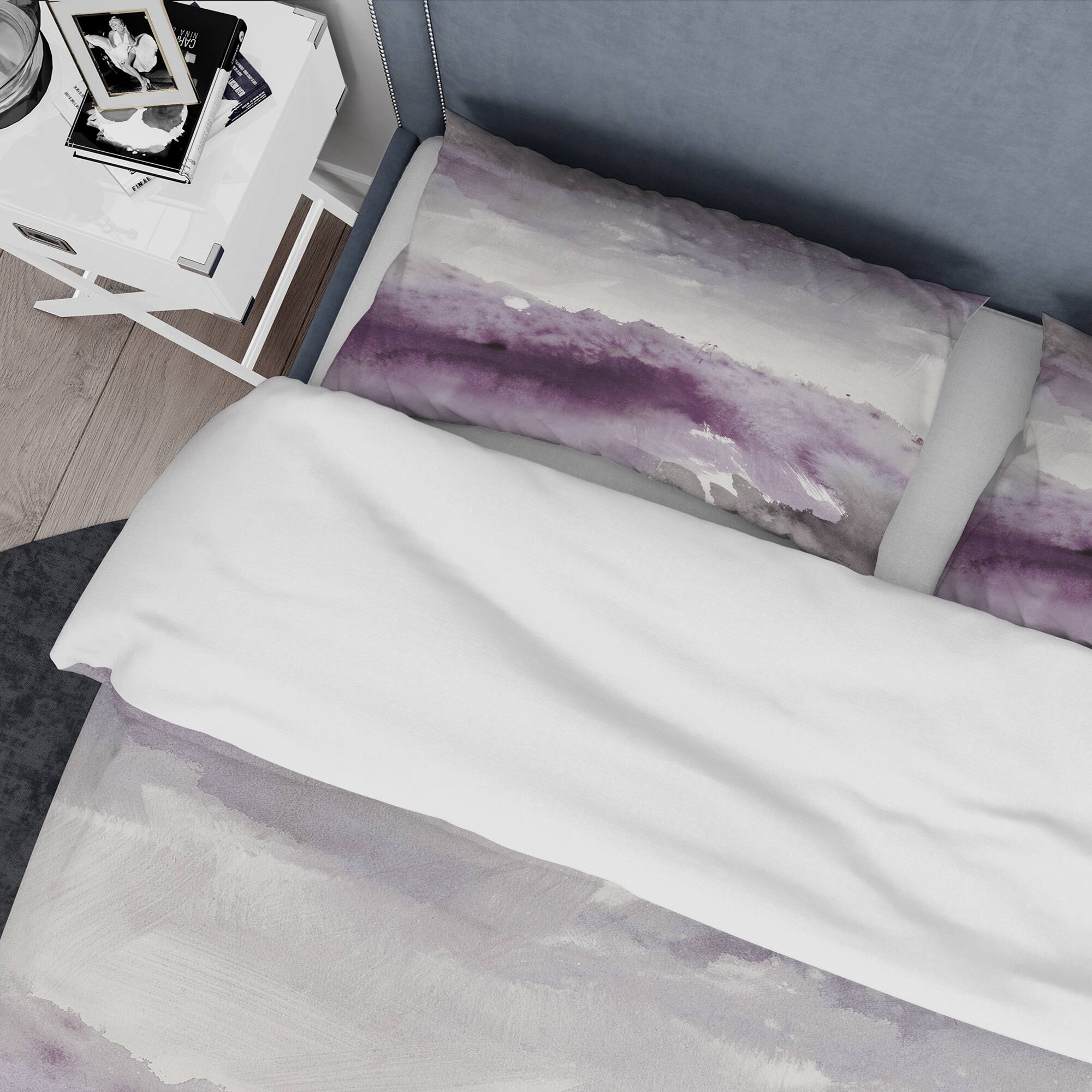 Designart &#x27;Midnight at the Lake II Amethyst and Grey&#x27; Geometric Bedding Set - Duvet Cover &#x26; Shams