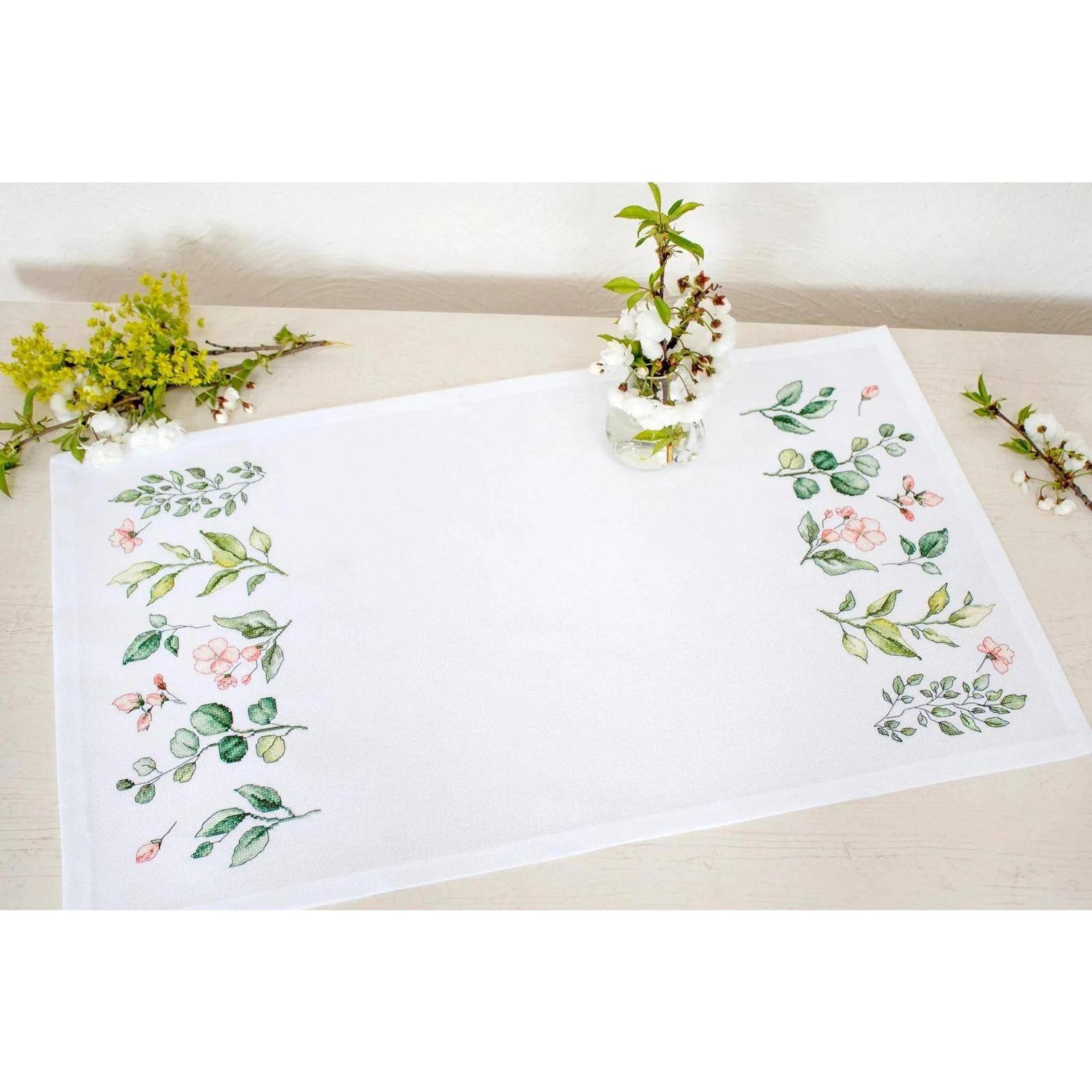 Luca-S Tablecloth Leaves and flowers Counted Cross Stitch Kit