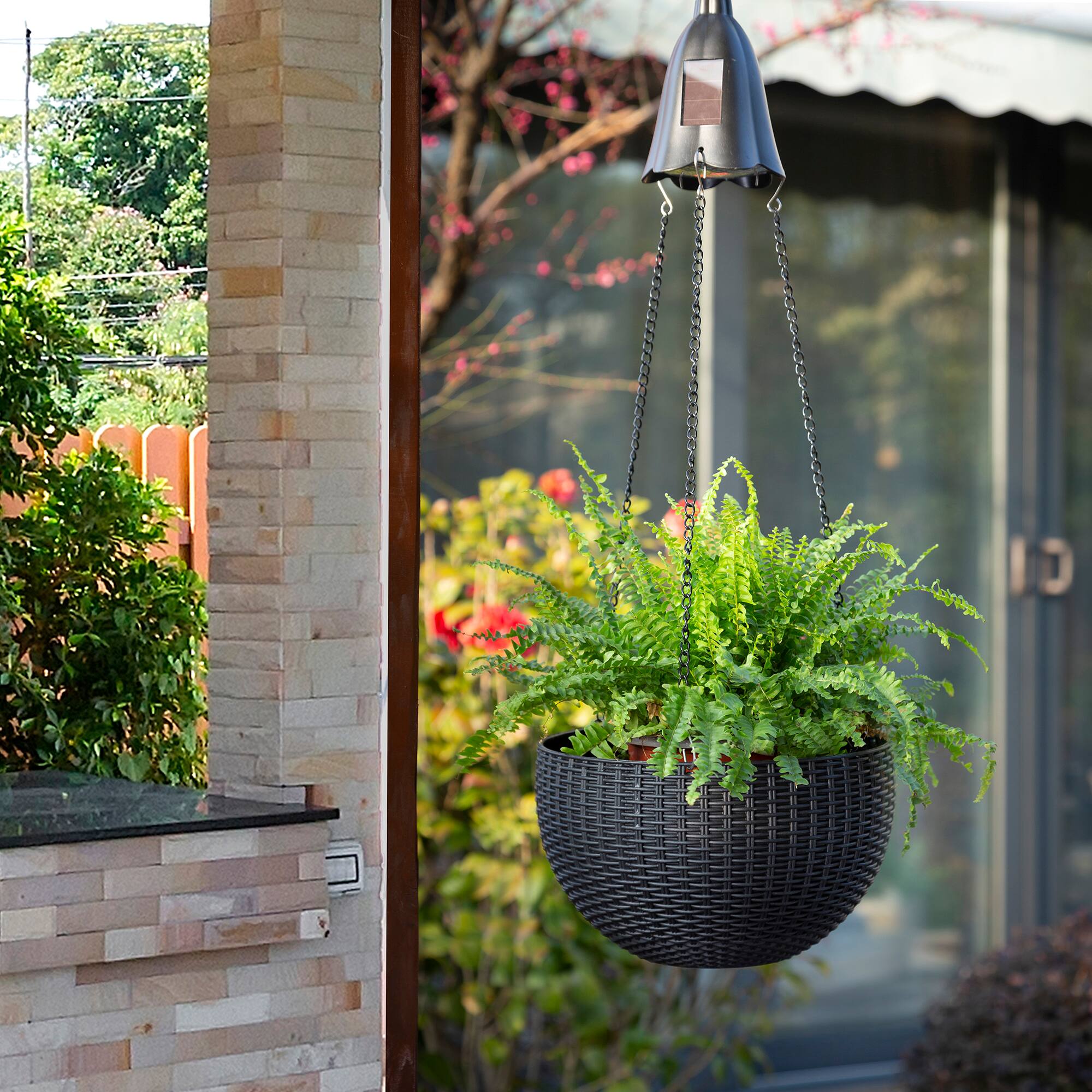 Glitzhome&#xAE; 30&#x22; Solar Lighted Black Plastic Hanging Planter