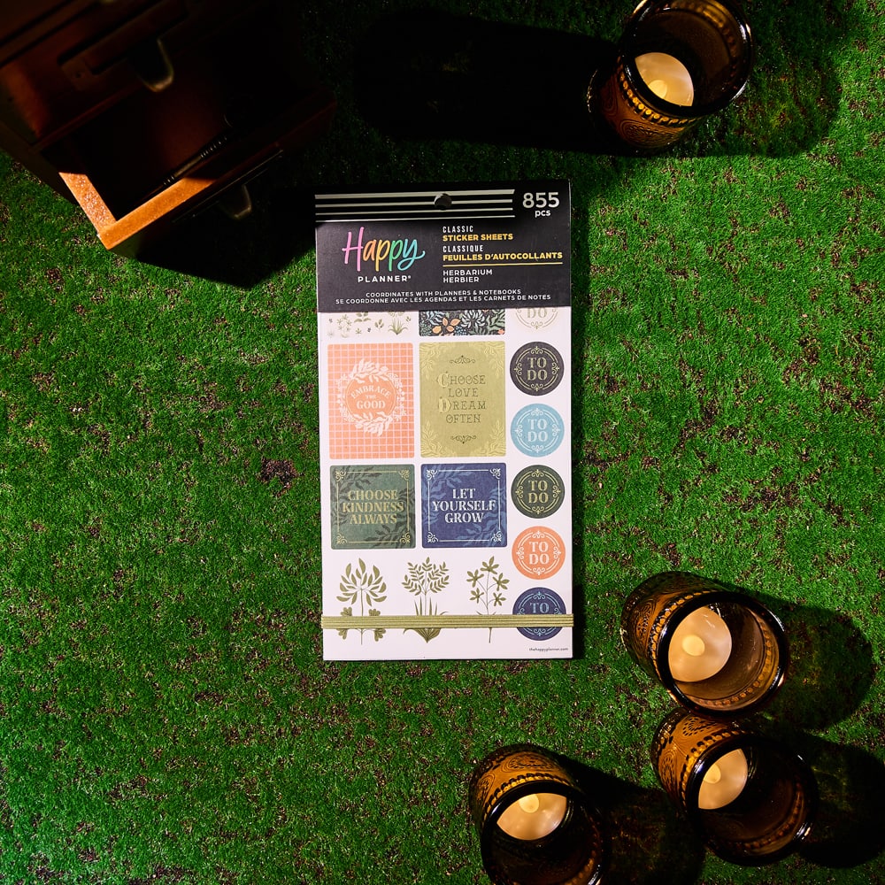 The Classic Happy Planner&#xAE; Herbarium Sticker Book