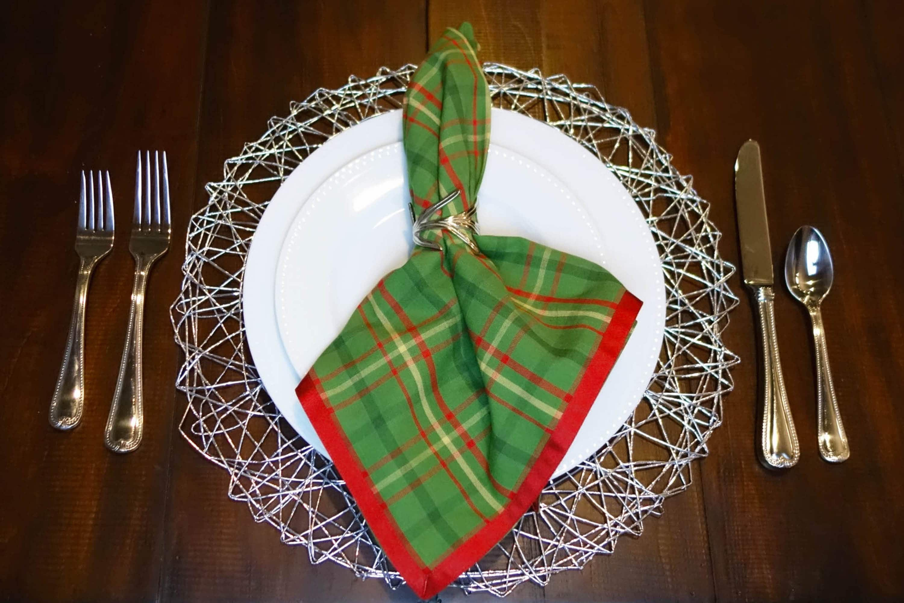 DII&#xAE; Woven Paper Round Placemats, 6ct.