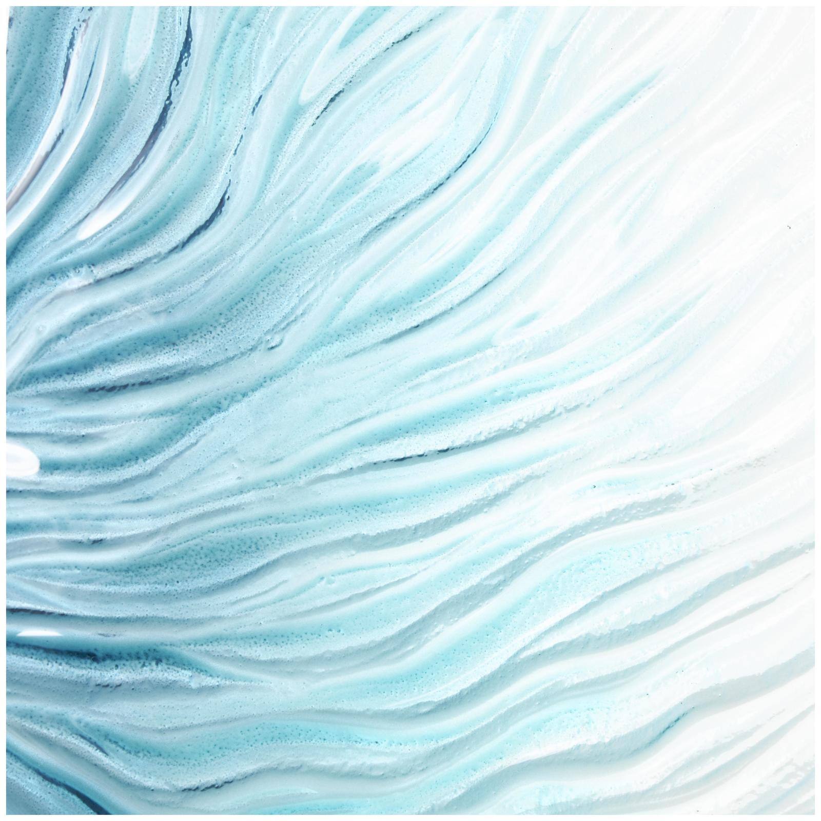 18" Blue Ombre Starburst Glass Charger with Wavy Edge