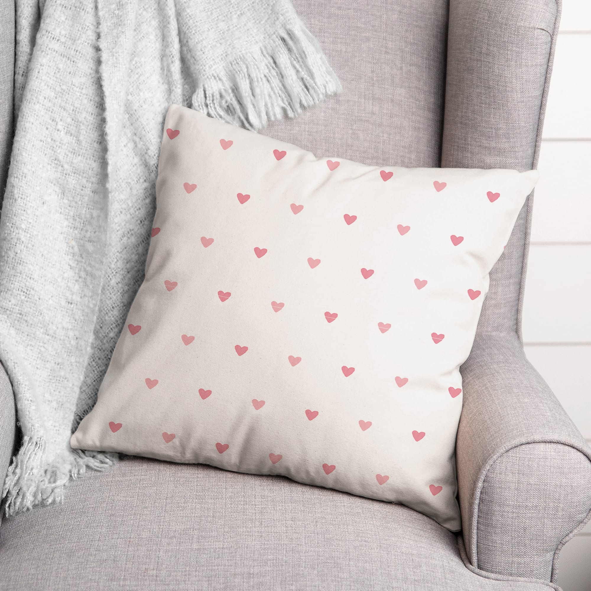 Simple Heart Pattern 18" x 18" Throw Pillow