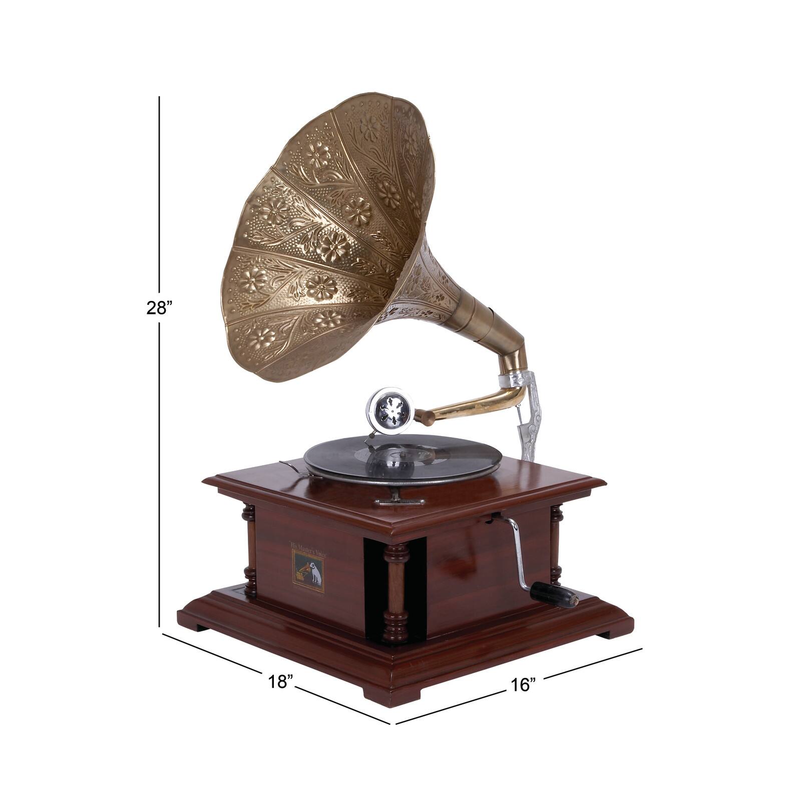 Brown Wood and Metal Vintage Gramophone, 28&#x22; x 18&#x22; x 16&#x22;
