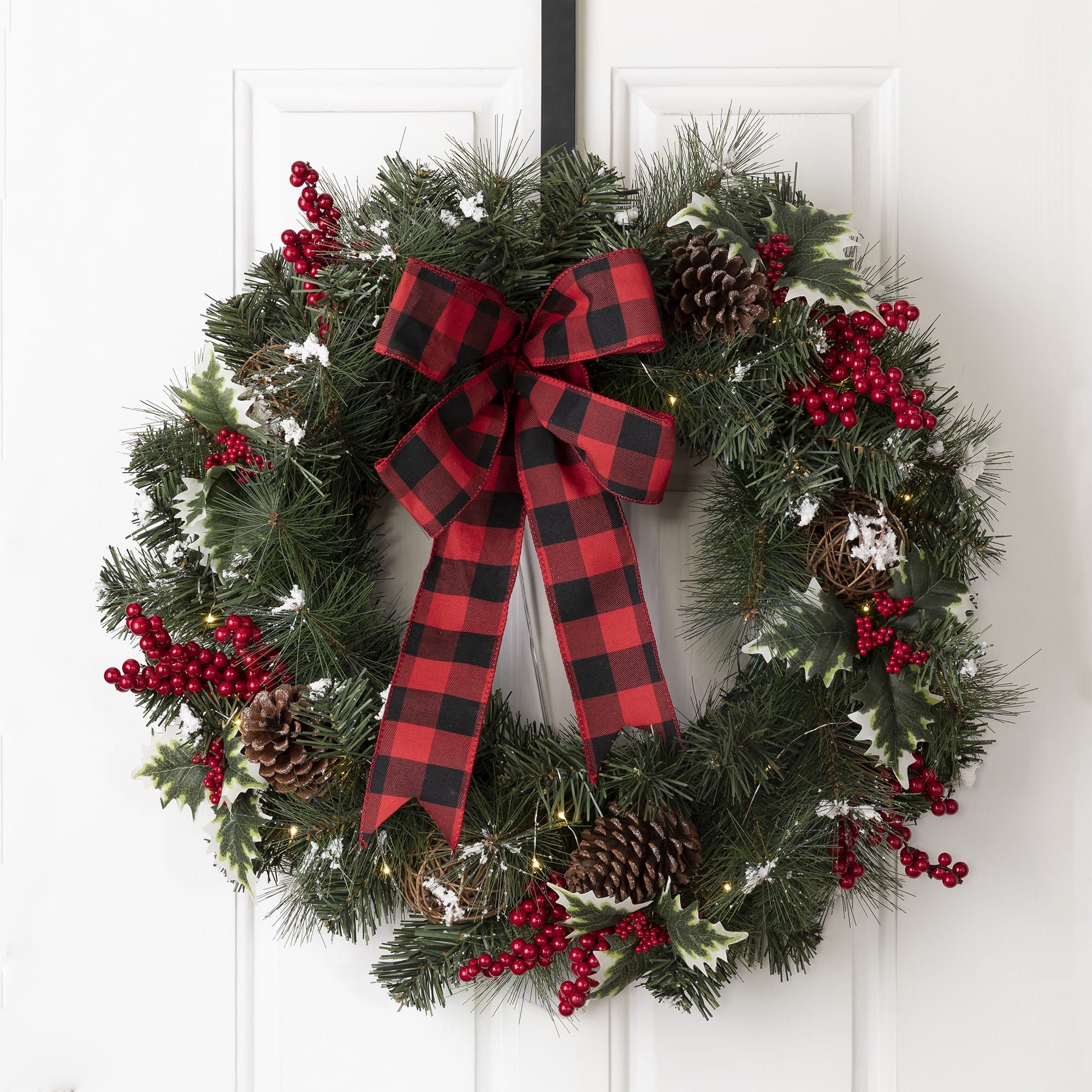 Glitzhome 24&#x22; Pre-Lit Buffalo Check Bow, Berry, Holly &#x26; Pinecone LED Wreath