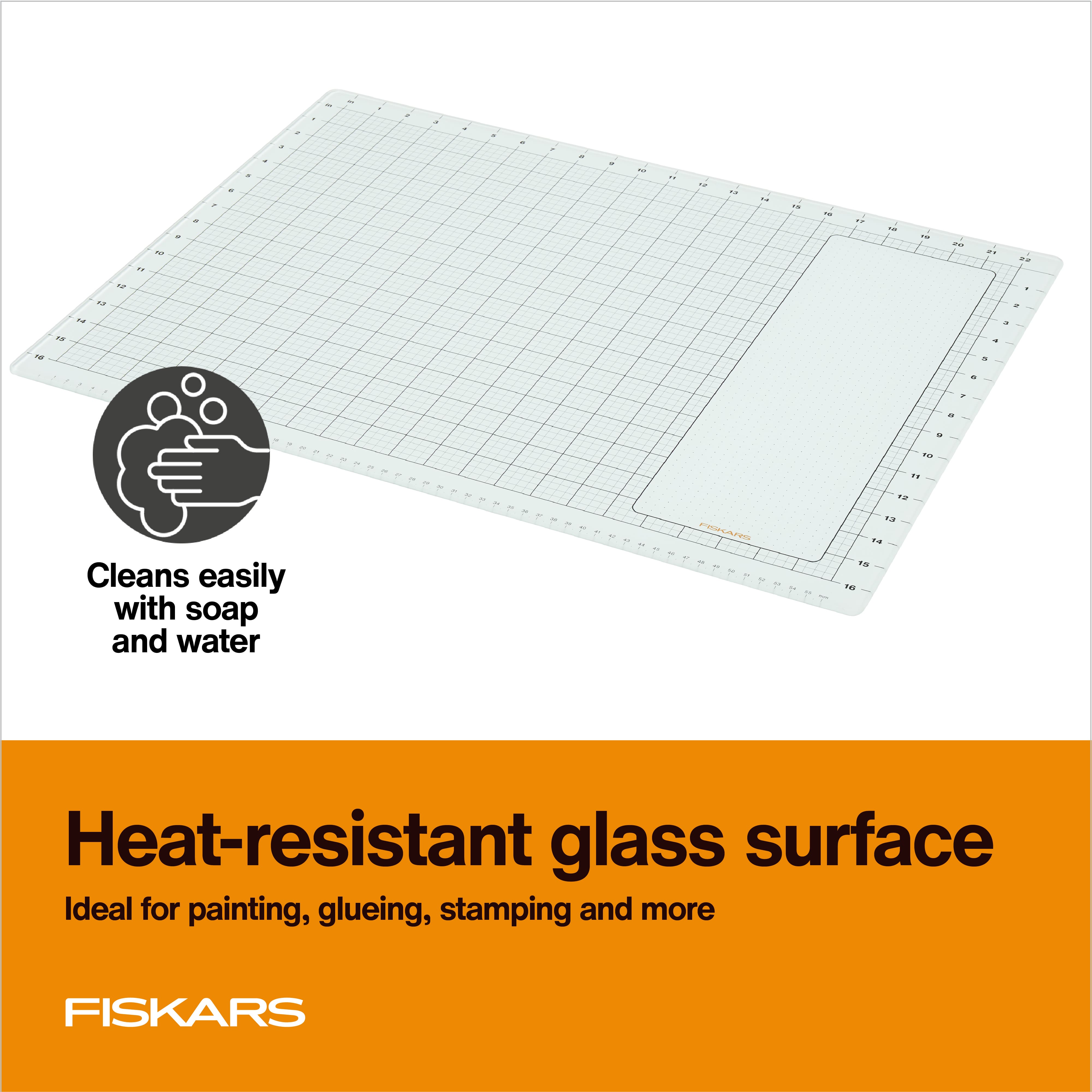 Fiskars&#xAE; 18&#x22; x 24&#x22; Glass Mat
