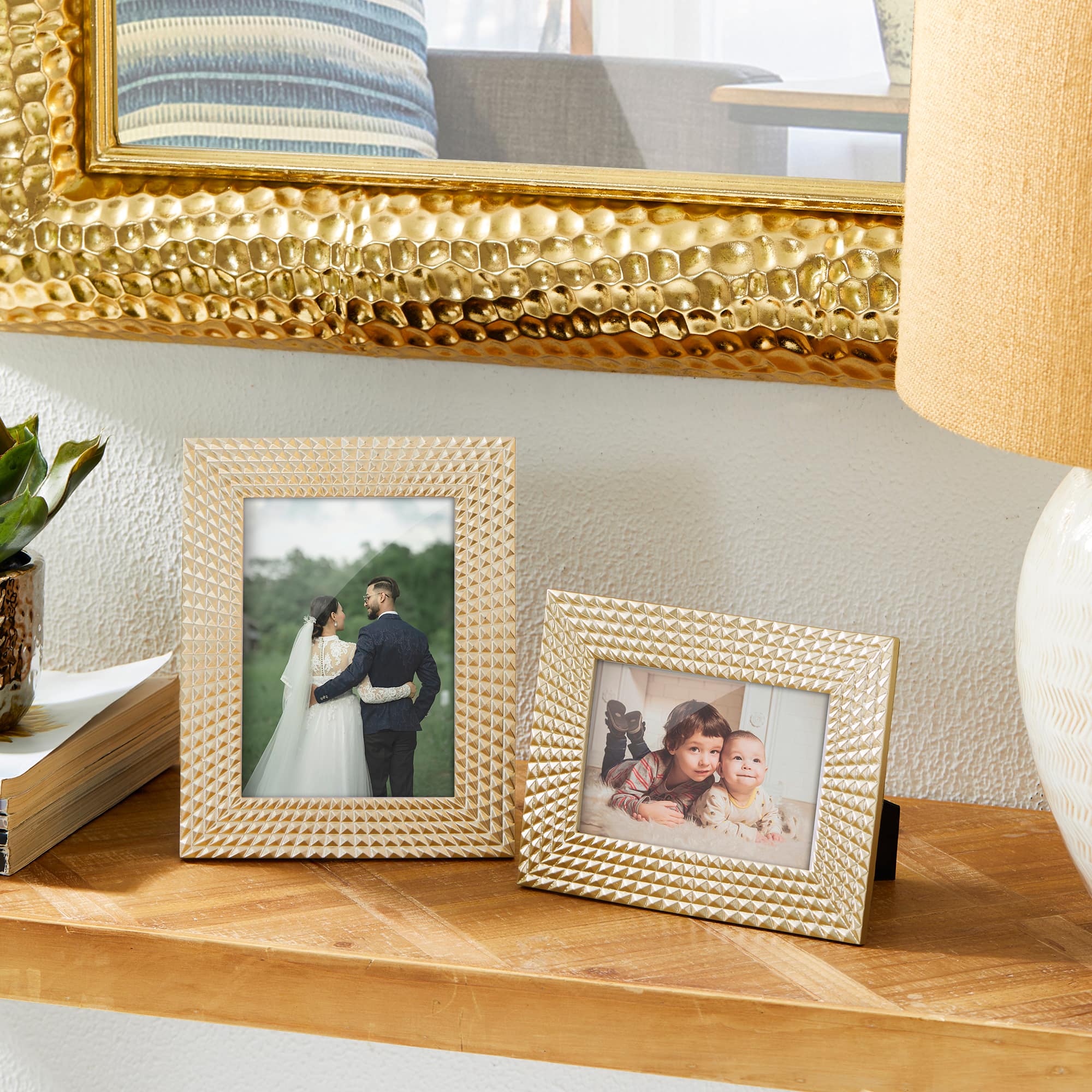 Glitzhome® Modern Gold Tabletop Picture Frame Set