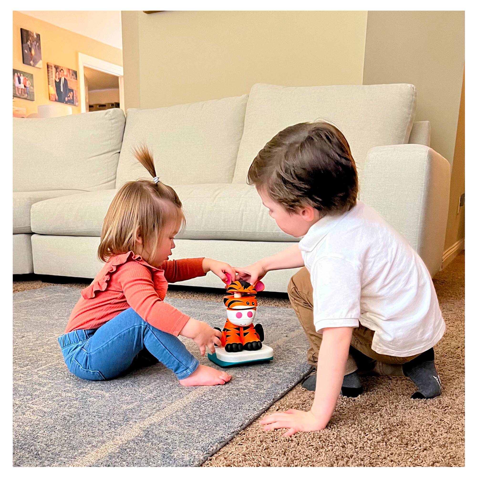 Stack-a-Roos Pals&#x2122; Baby Tiger Stacking Animal Tower
