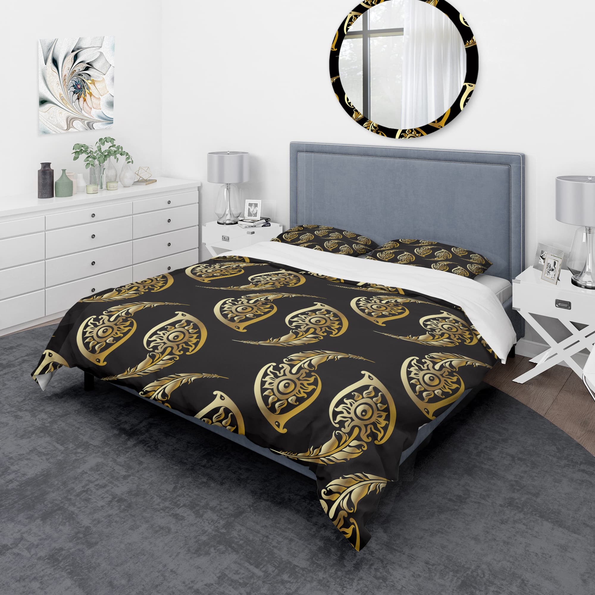 Designart 'Golden Luxury Peacock Feathers' Modern & Contemporary Bedding Set - Duvet Cover & Shams