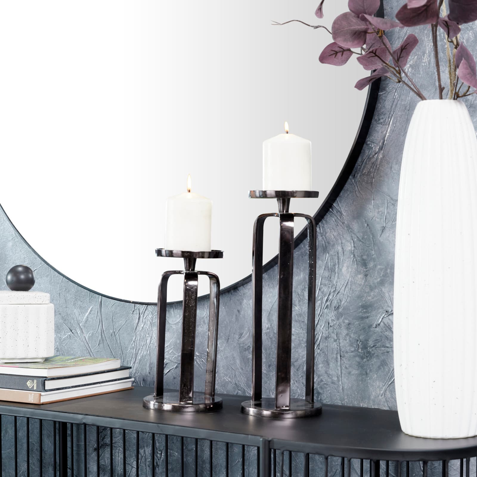 CosmoLiving by Cosmopolitan Set of 2 Black Aluminum Modern Candle Holder, 14&#x22; x 10&#x22;