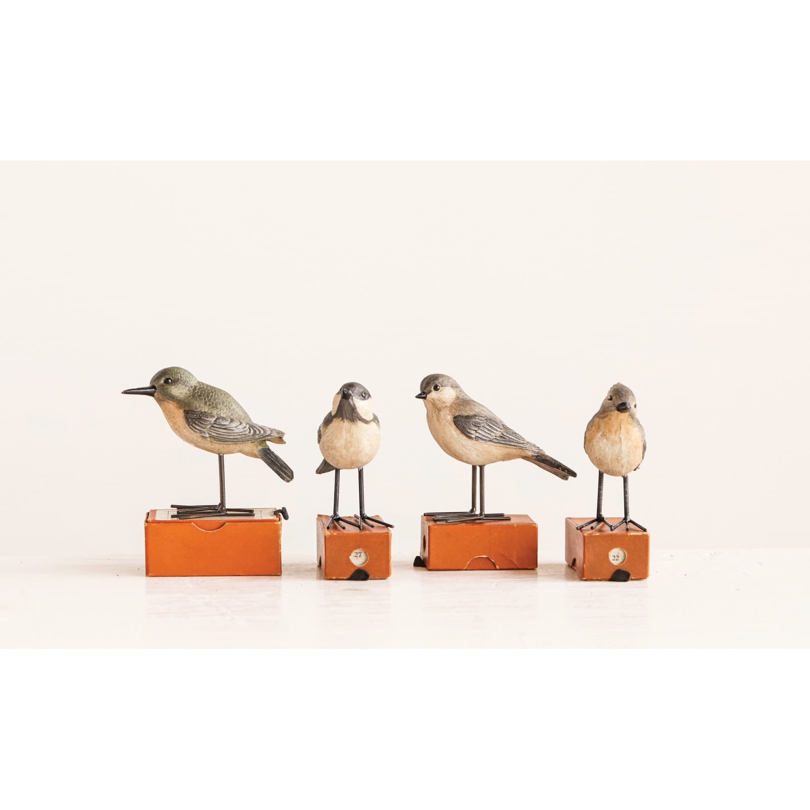 Hello Honey&#xAE; Resin Birds With Metal Feet Set, 4ct.