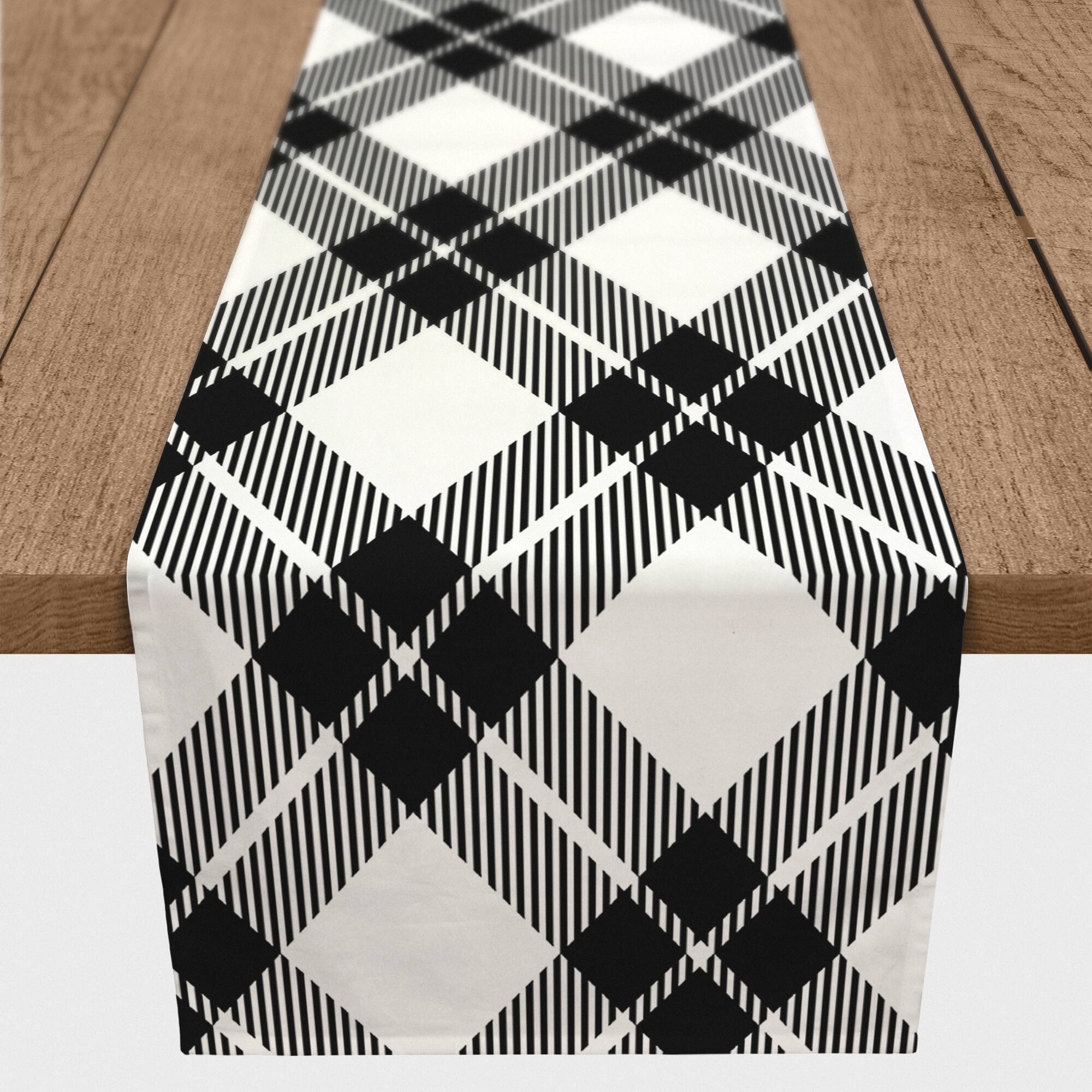 Diagonal Plaid Indoor/Outdoor Table Runner