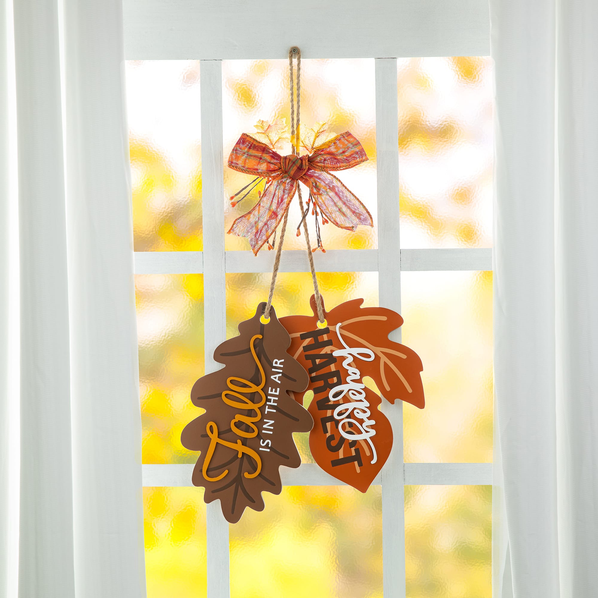 Glitzhome&#xAE; 24.5&#x22; Fall Wood Maple Leaves with Bowknot Door Hanger