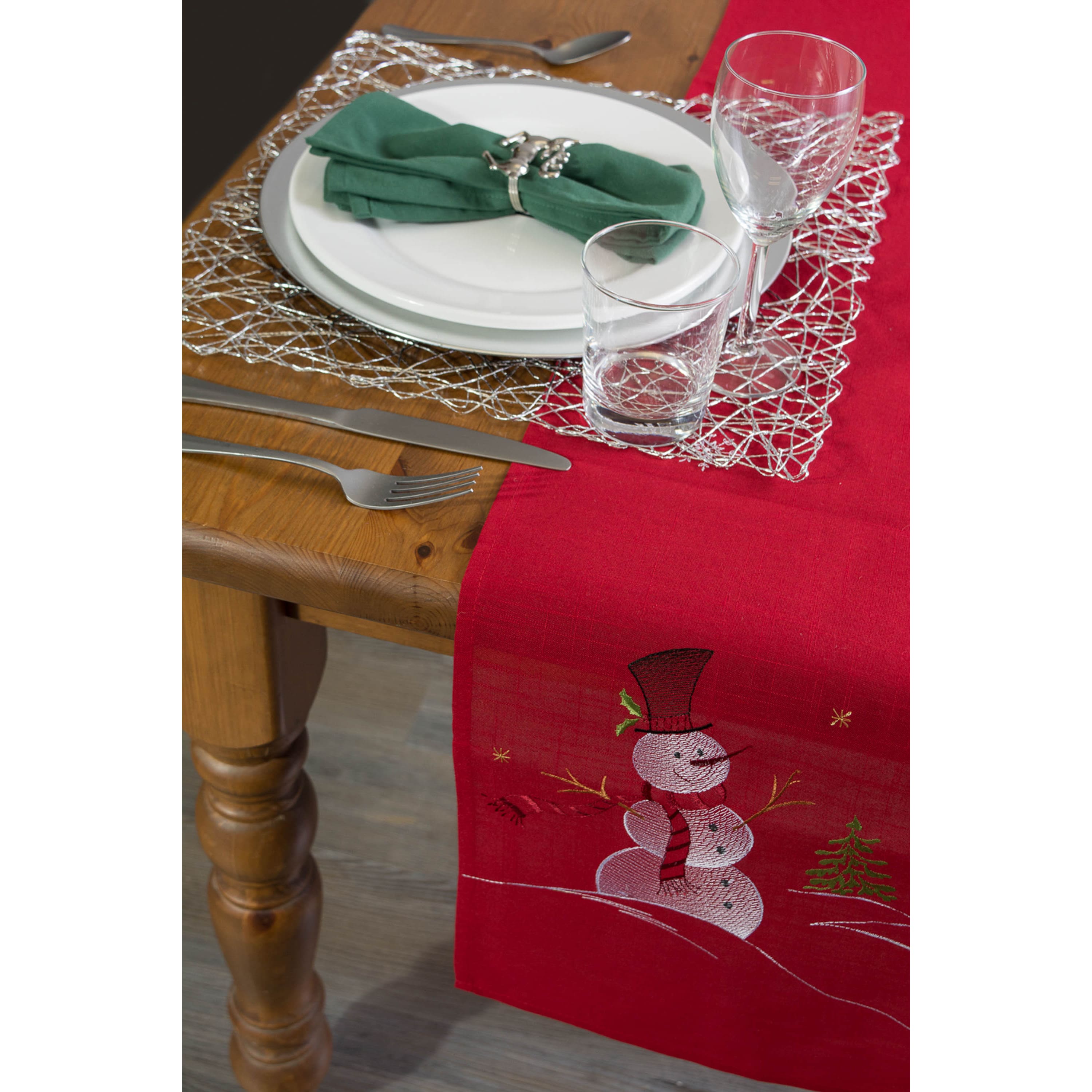 DII&#xAE; 70&#x22; Red Embroidered Snowman Table Runner