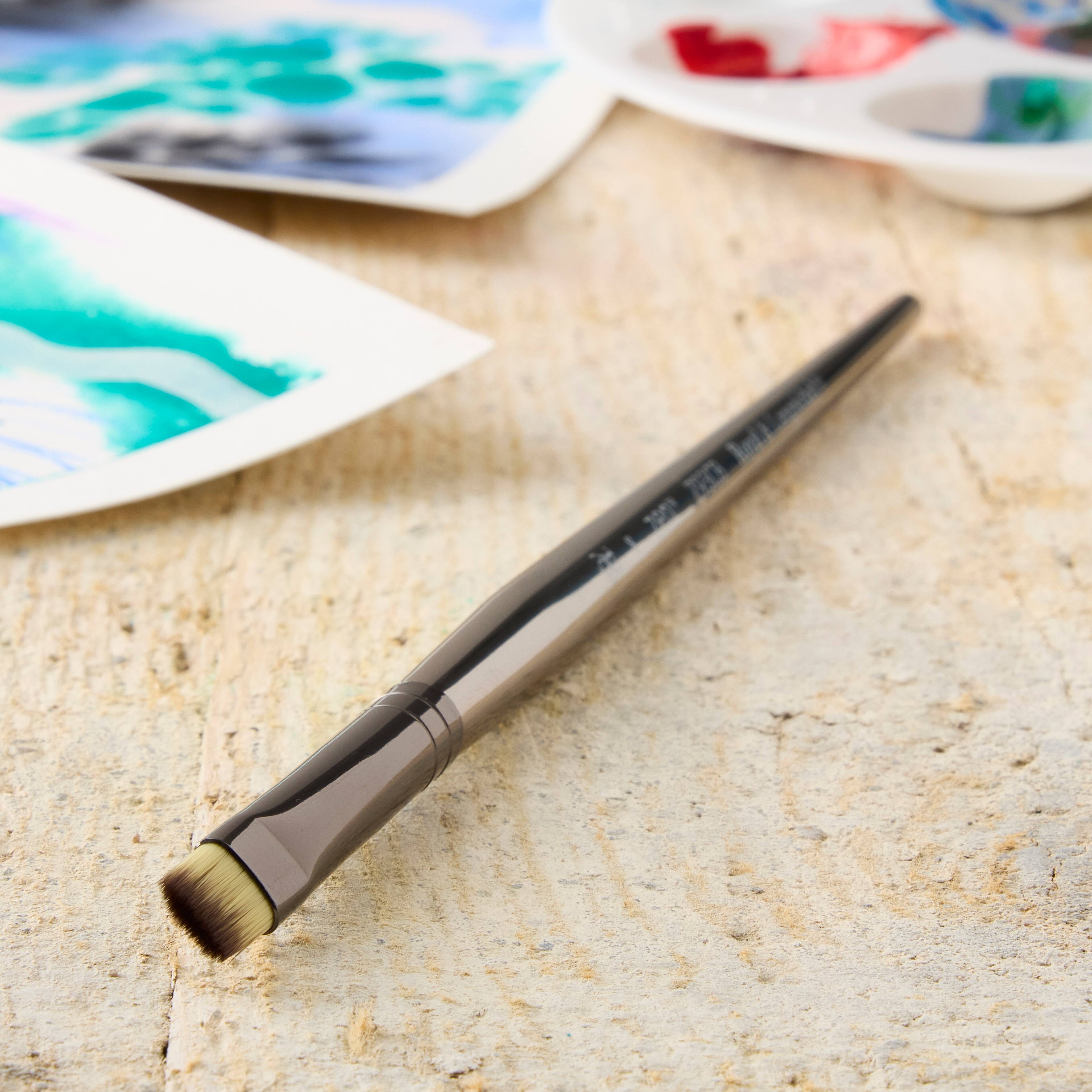 Pinceau mélangeur biseauté à manche court Série 93 de Zen