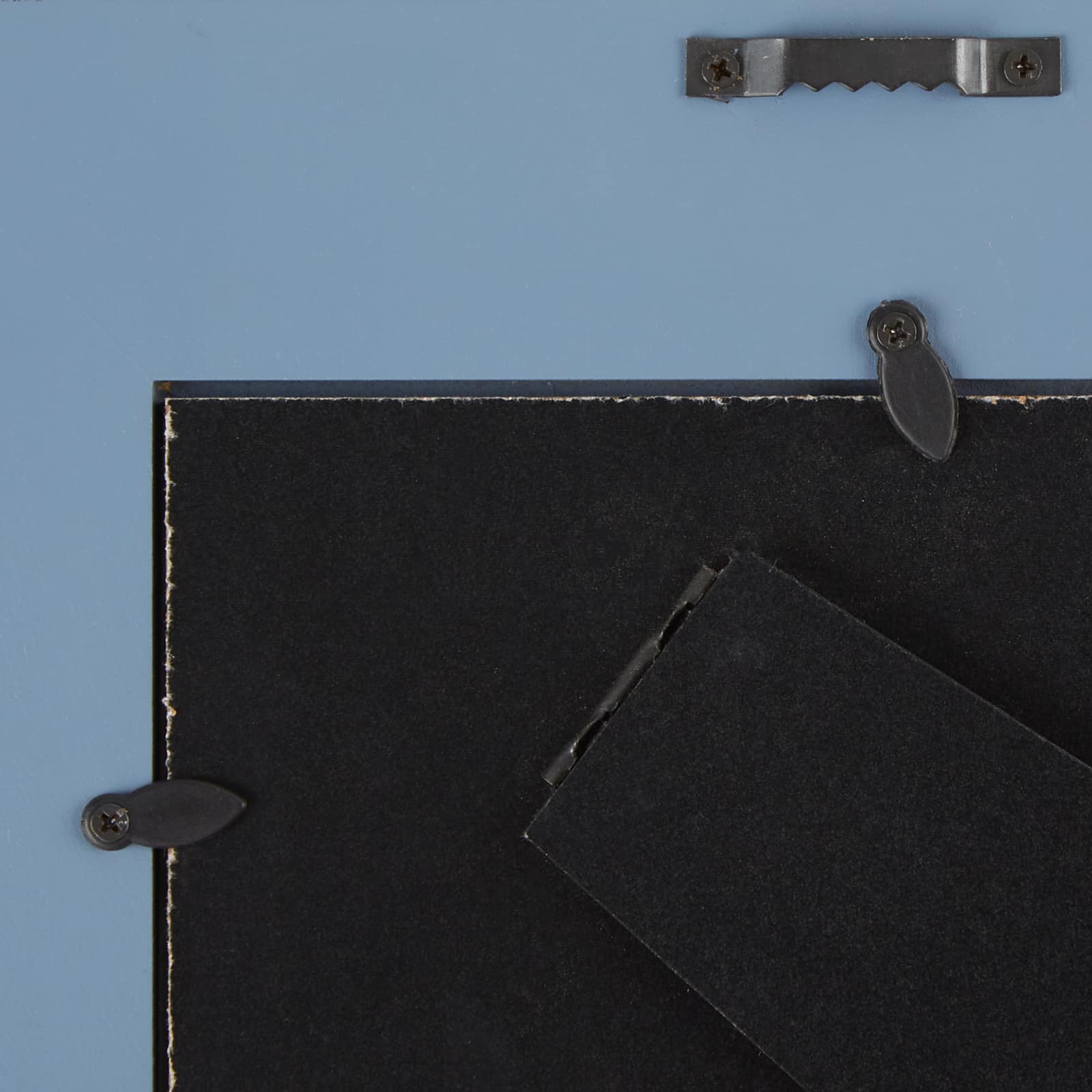 DII® Antique Stonewash Blue Distressed 5" x 7" Farmhouse Picture Frame