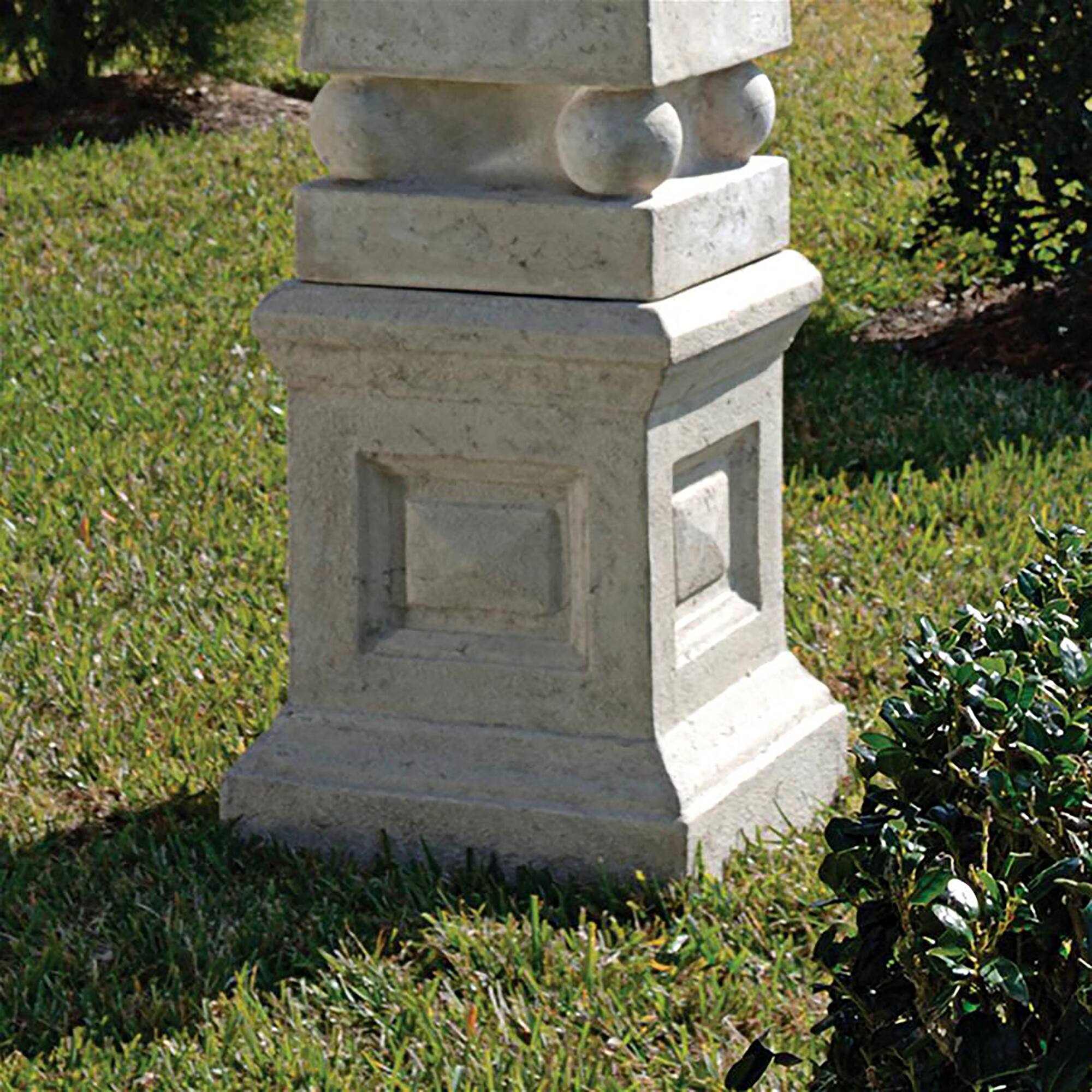 Design Toscano 28" Grand Garden English Plinth