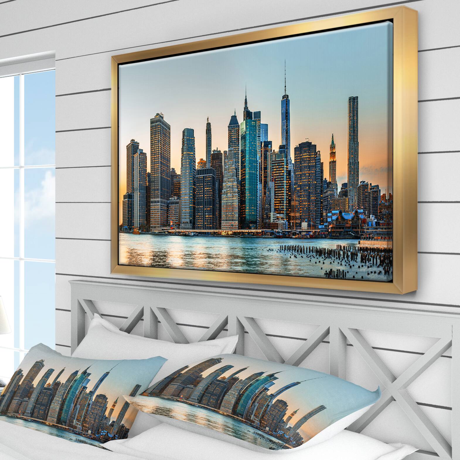 Designart - New York City Skyline - Photography Framed Canvas Art Print