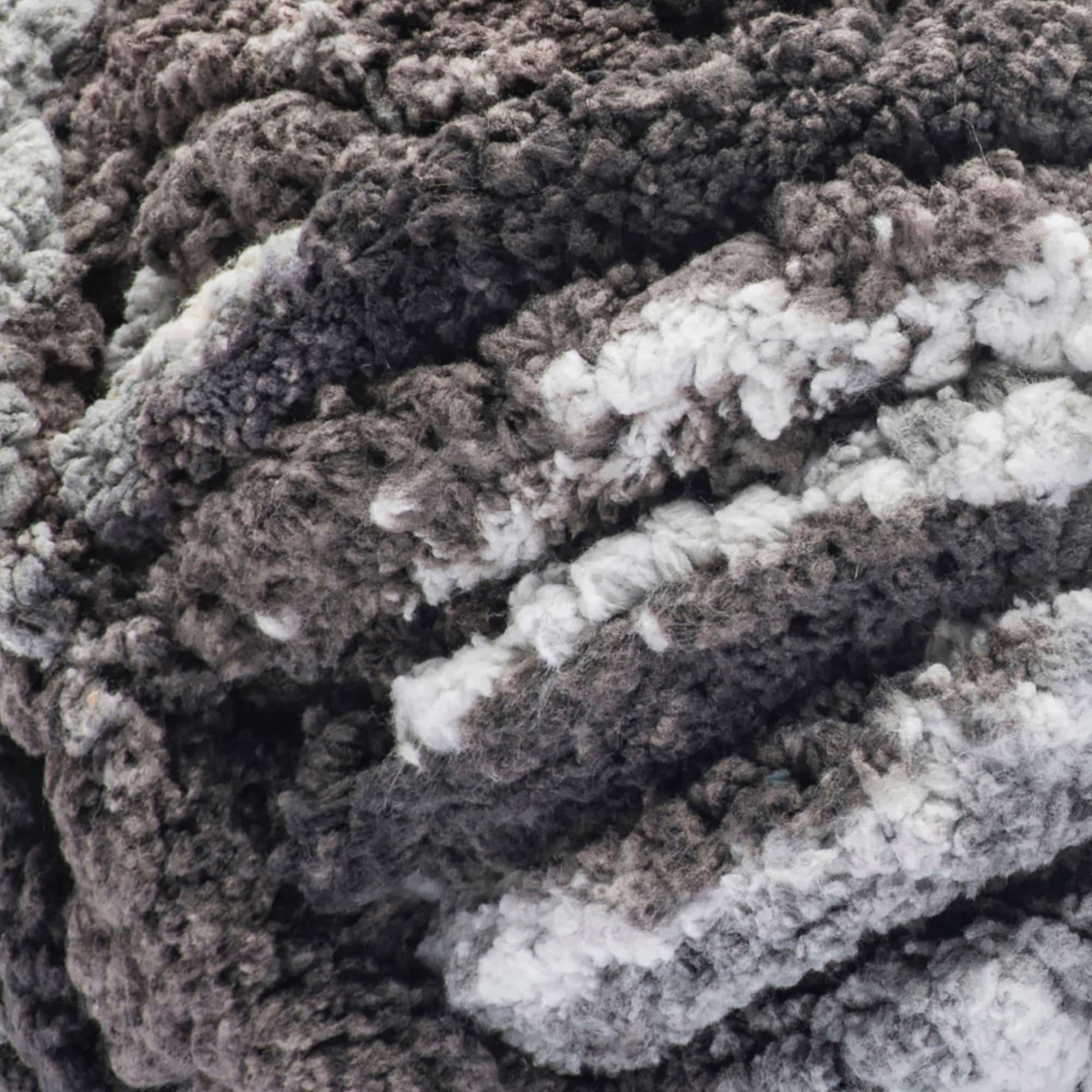 Bernat® Blanket Big™ Yarn