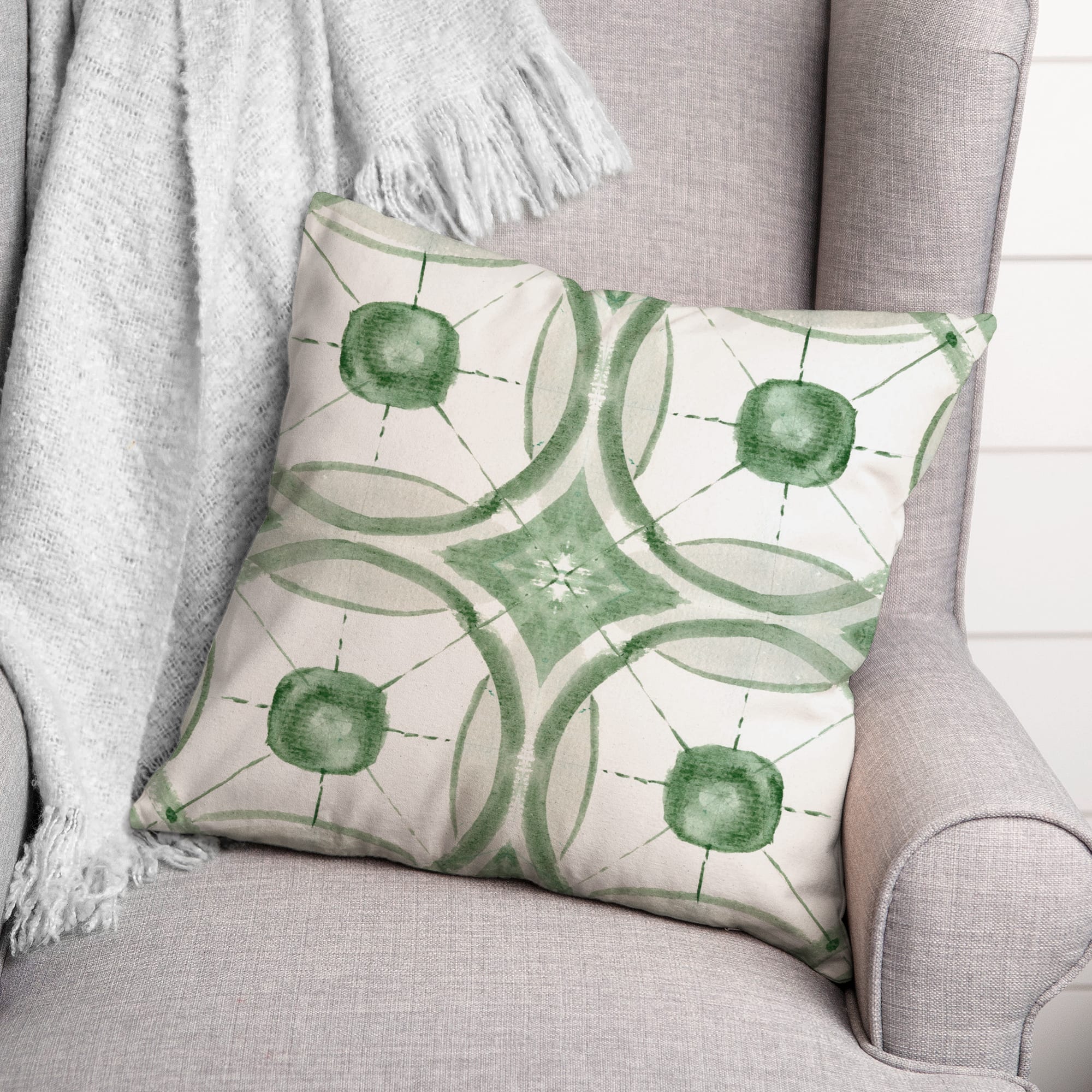 Green Circle Pattern 2 18&#x22; x 18&#x22; Throw Pillow