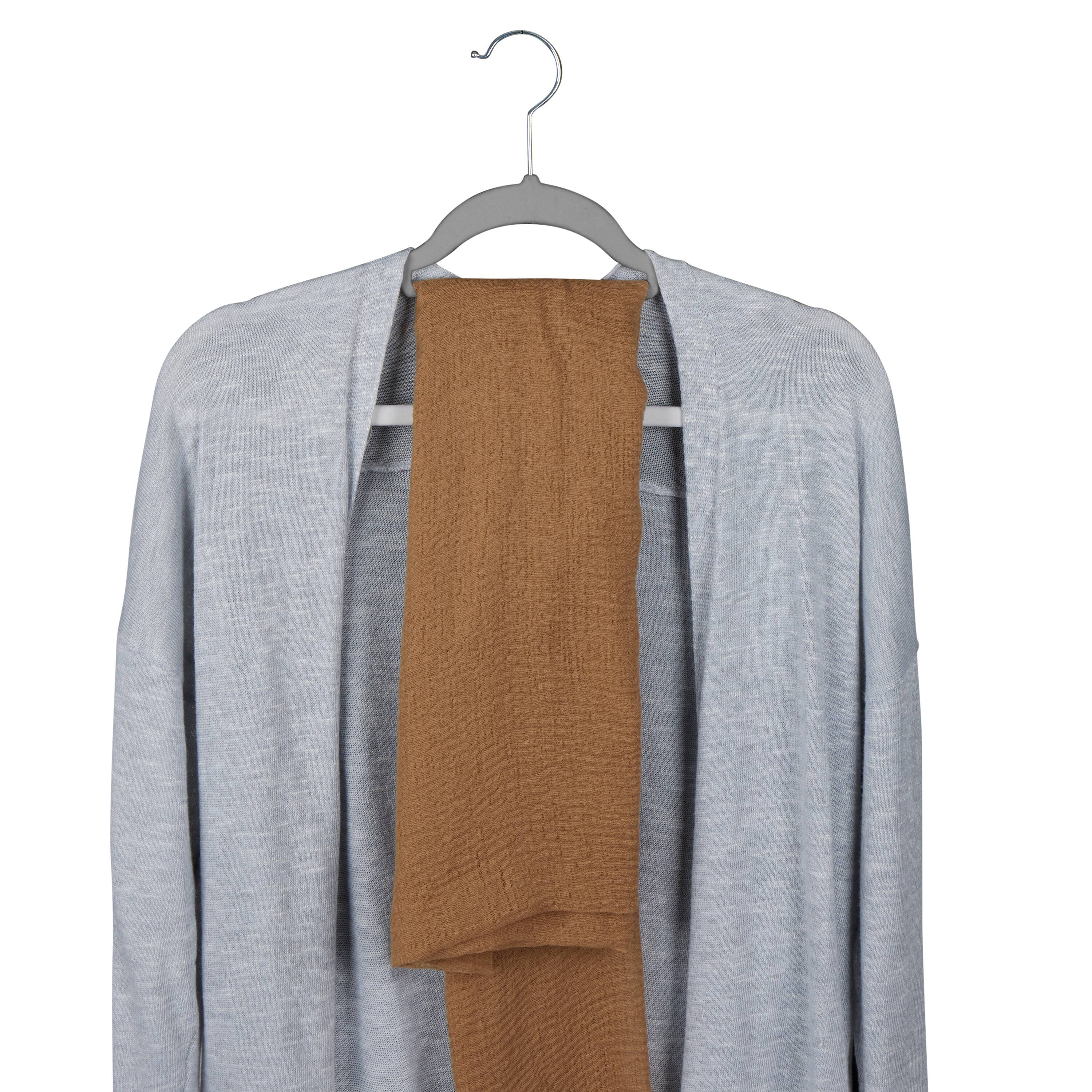 Isaac Mizrahi 17.75&#x22; Pack of Velvet Hangers