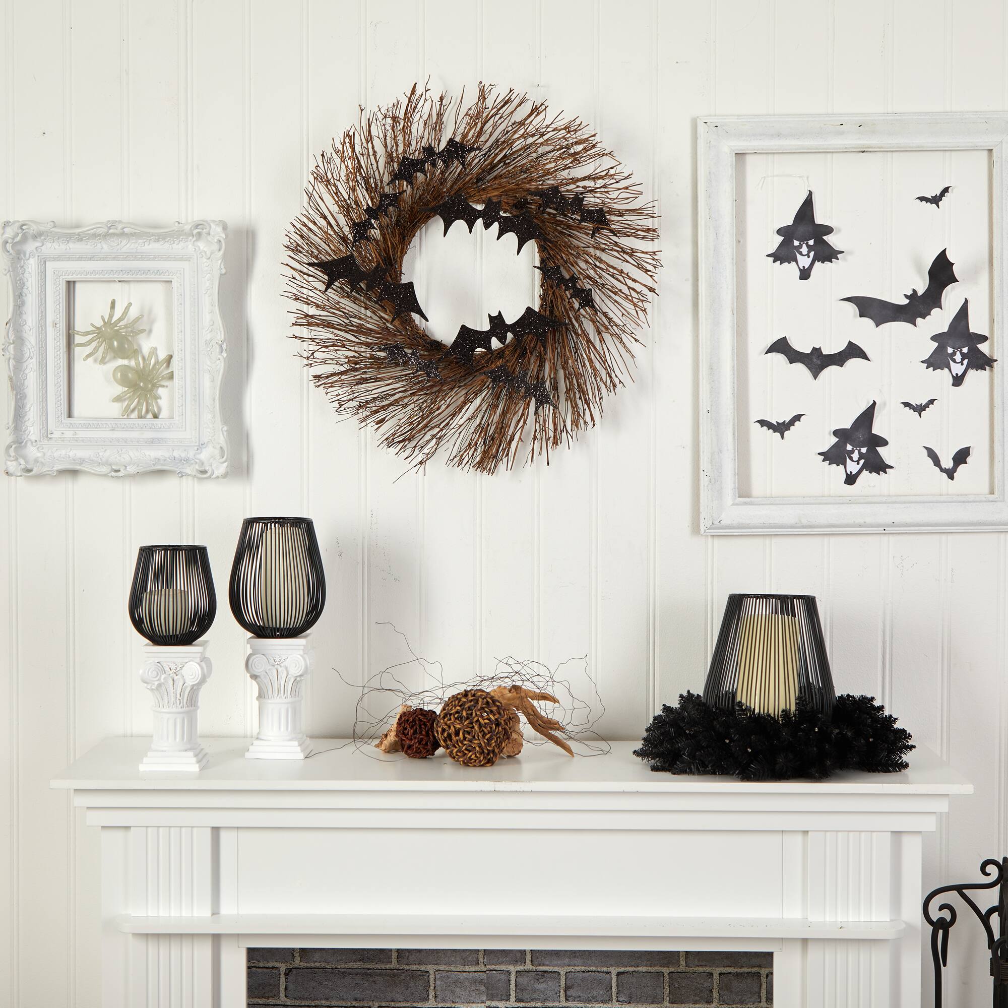 26&#x22; Halloween Bats Twig Wreath