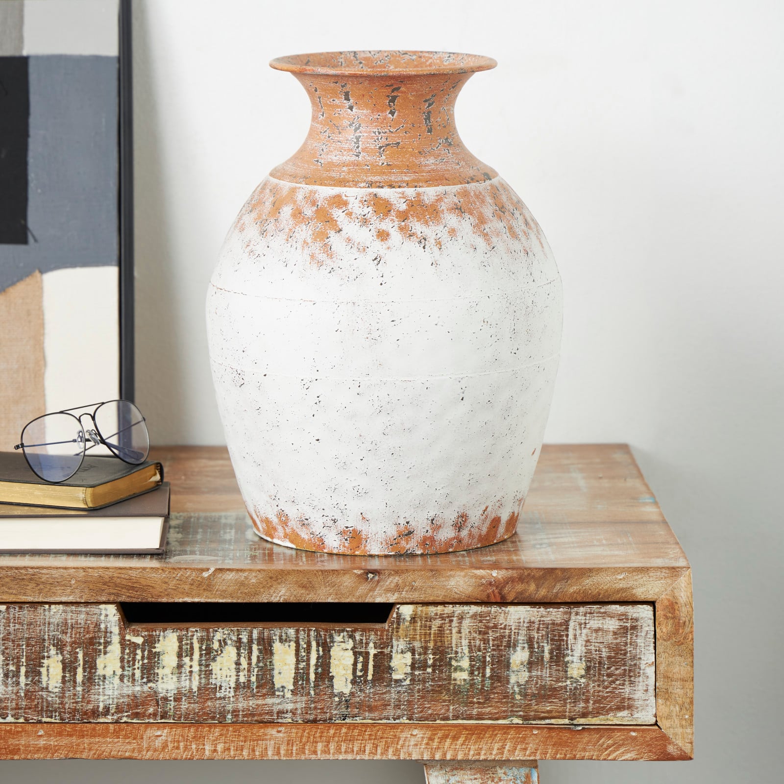 14&#x22; White &#x26; Rust Distressed Vase