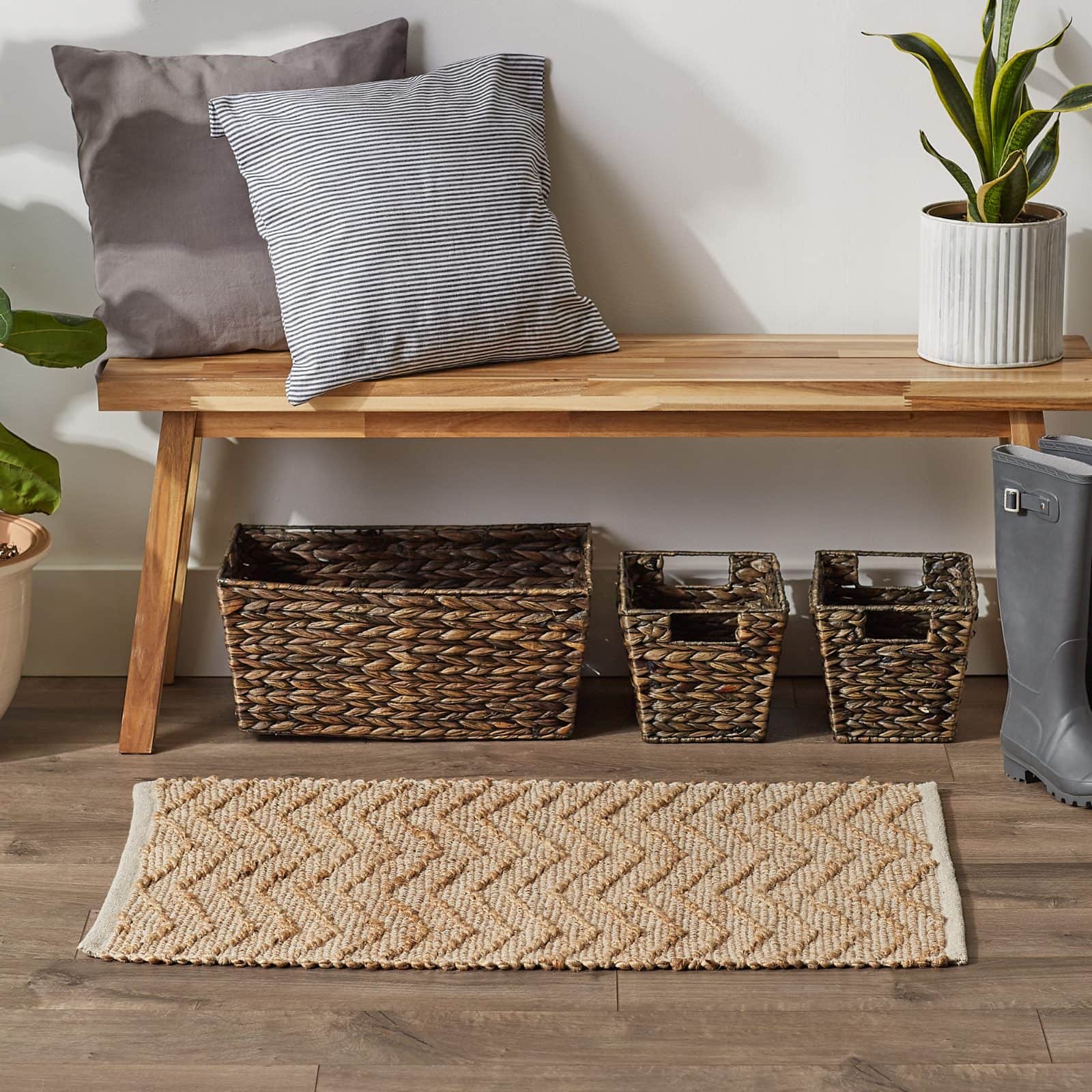 DII® Off White With Natural Jute Chevron Hand-Loomed Rug, 2ft. x 3ft"