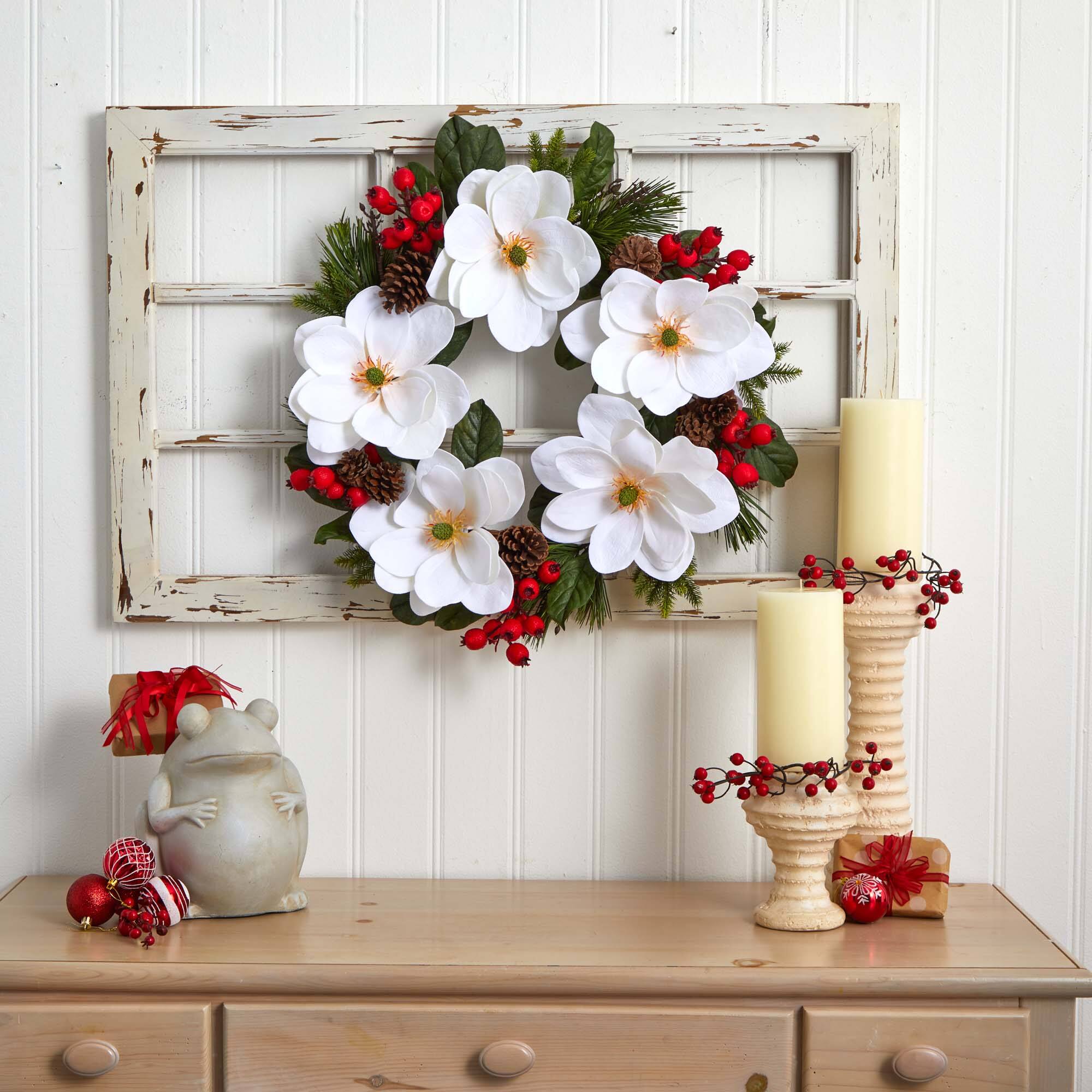 26&#x22; Magnolia, Pine &#x26; Berries Wreath